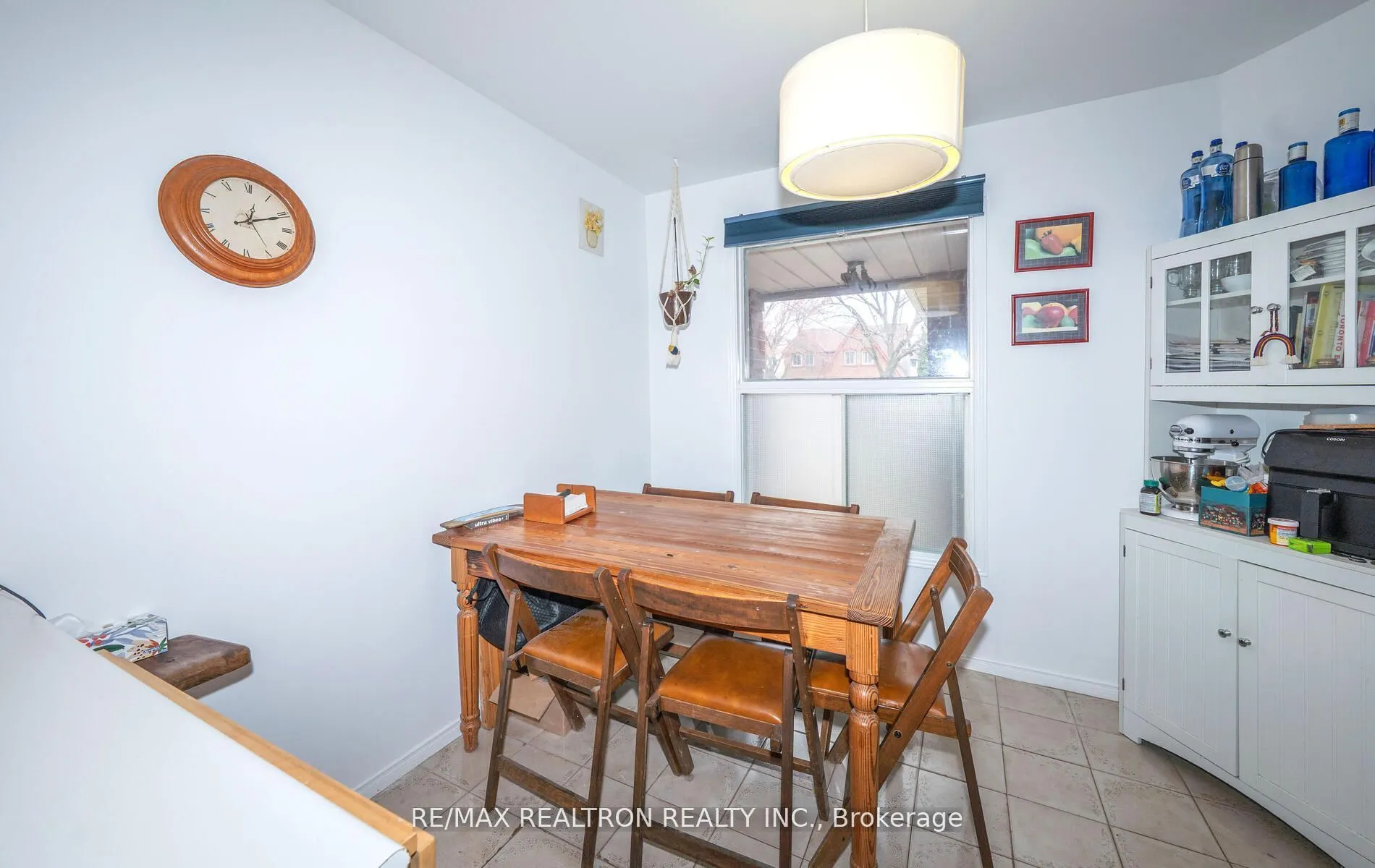 177 North Meadow Crescent