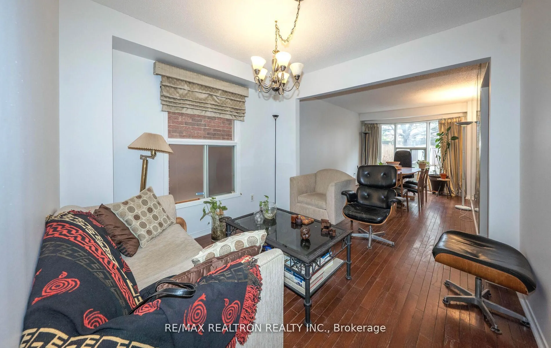 177 North Meadow Crescent
