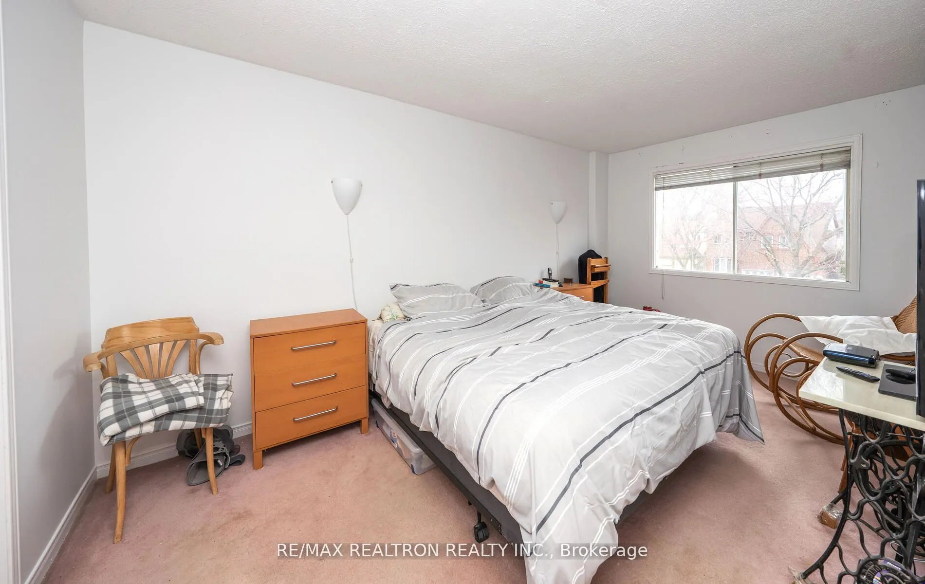 177 North Meadow Crescent