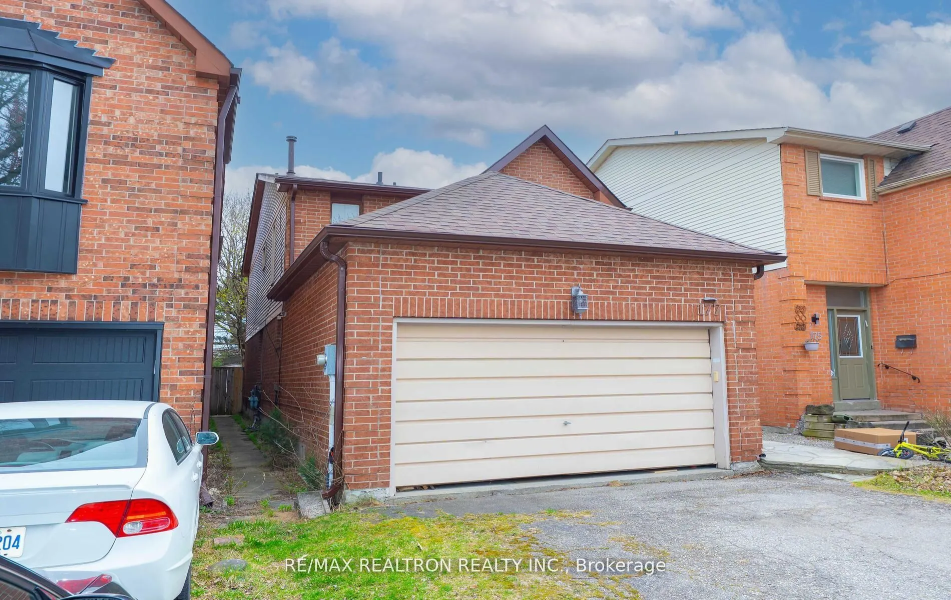 177 North Meadow Crescent