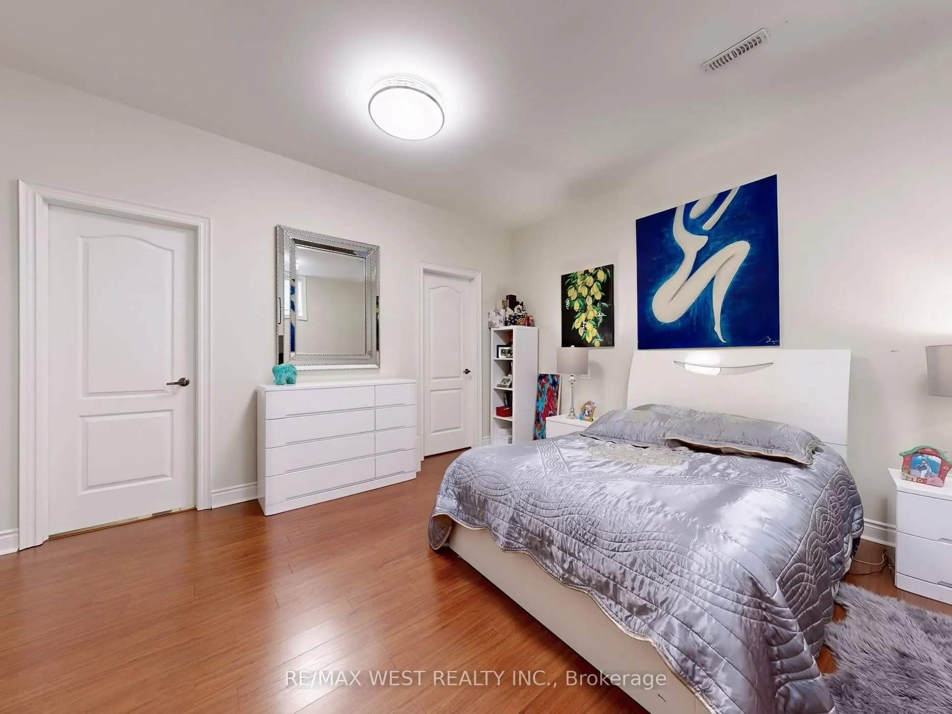 76 Petticoat Road