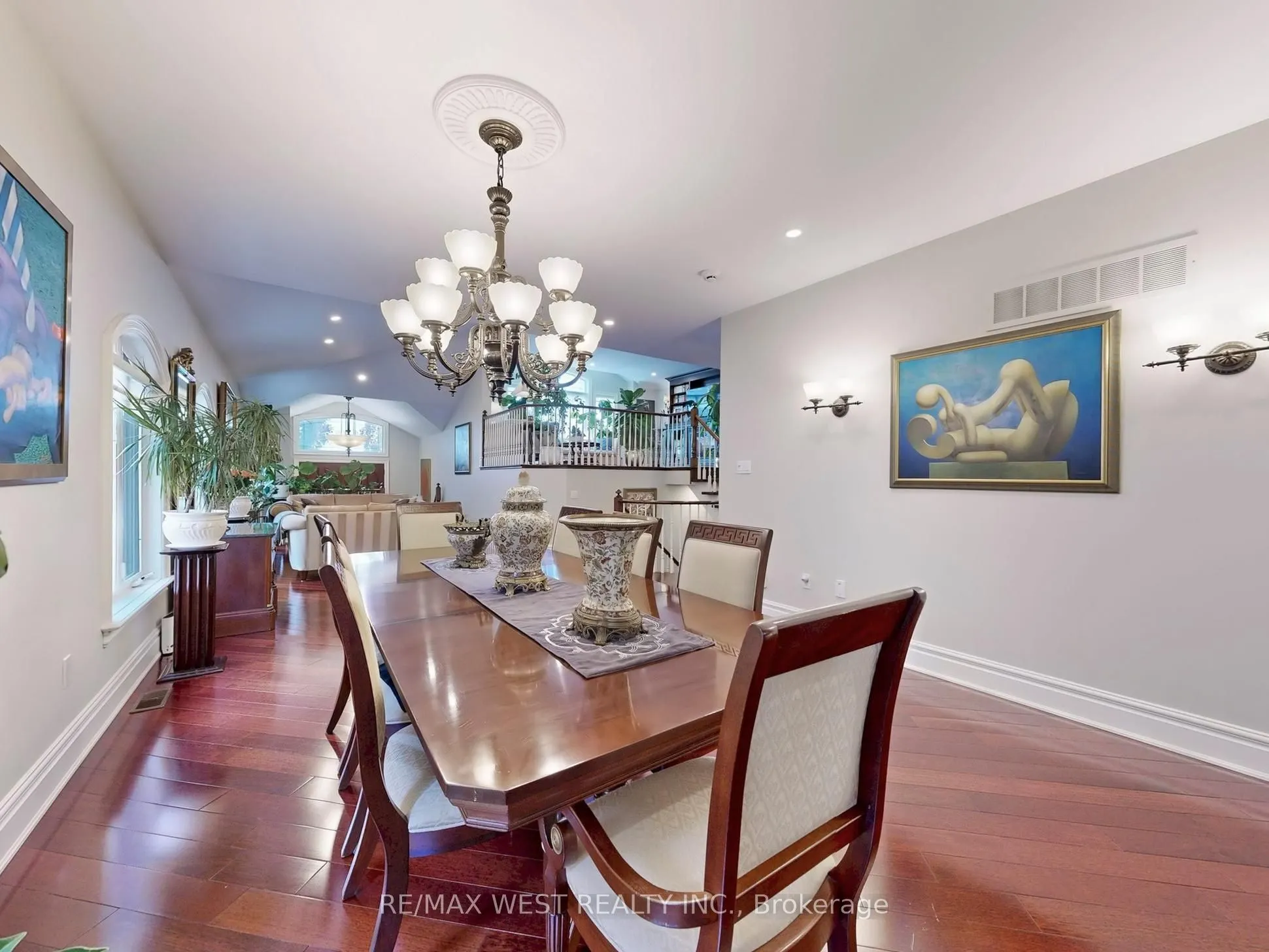 76 Petticoat Road