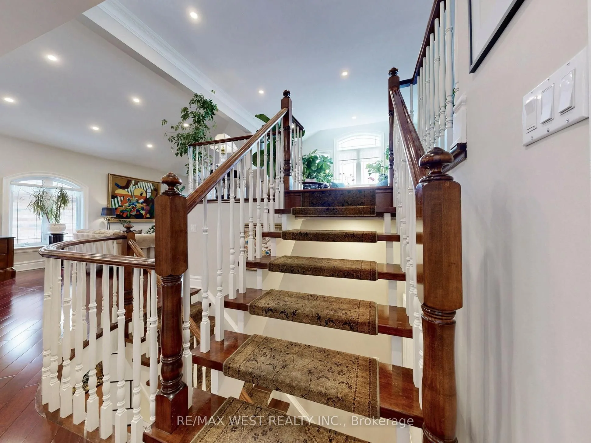 76 Petticoat Road