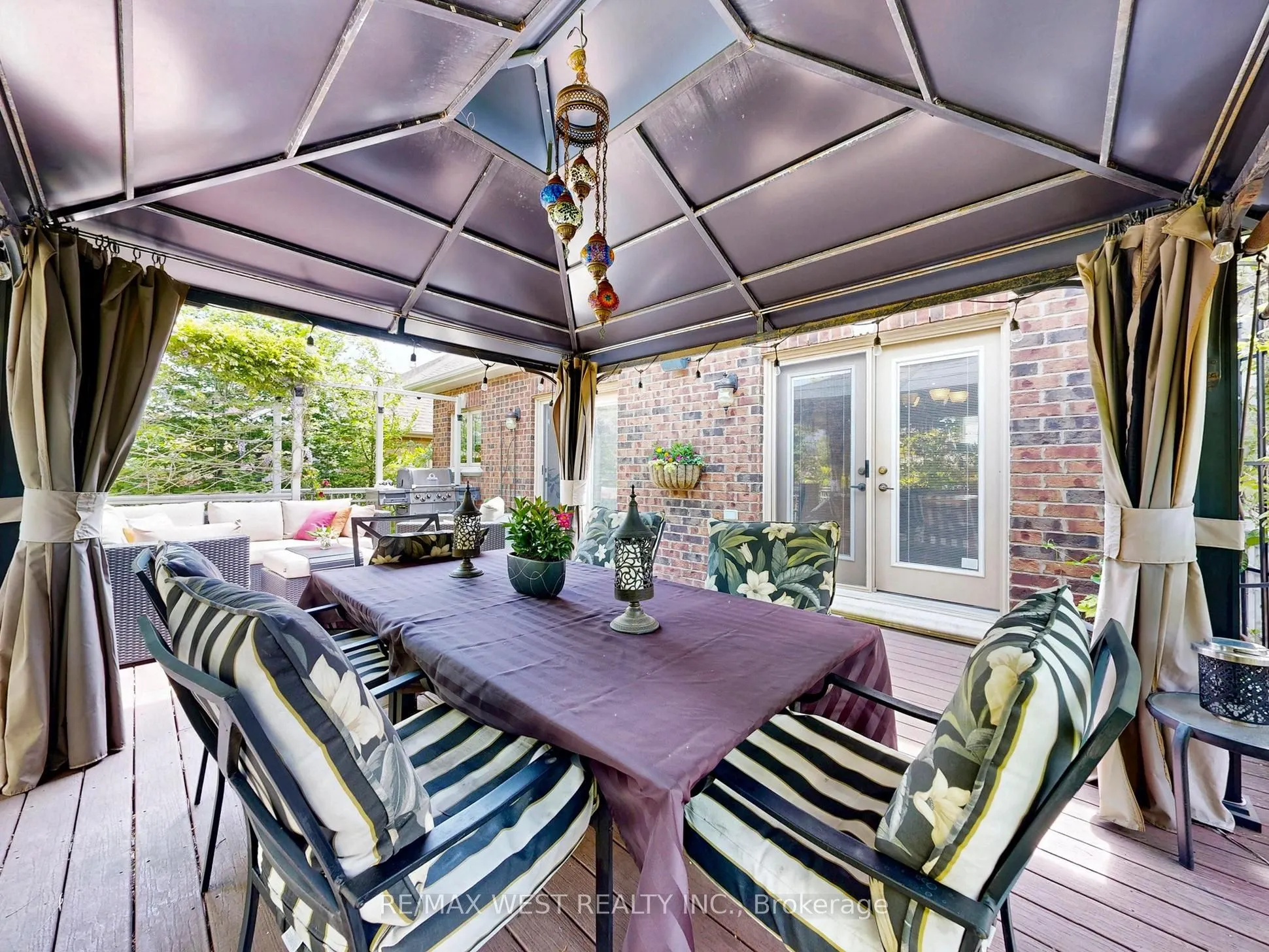 76 Petticoat Road
