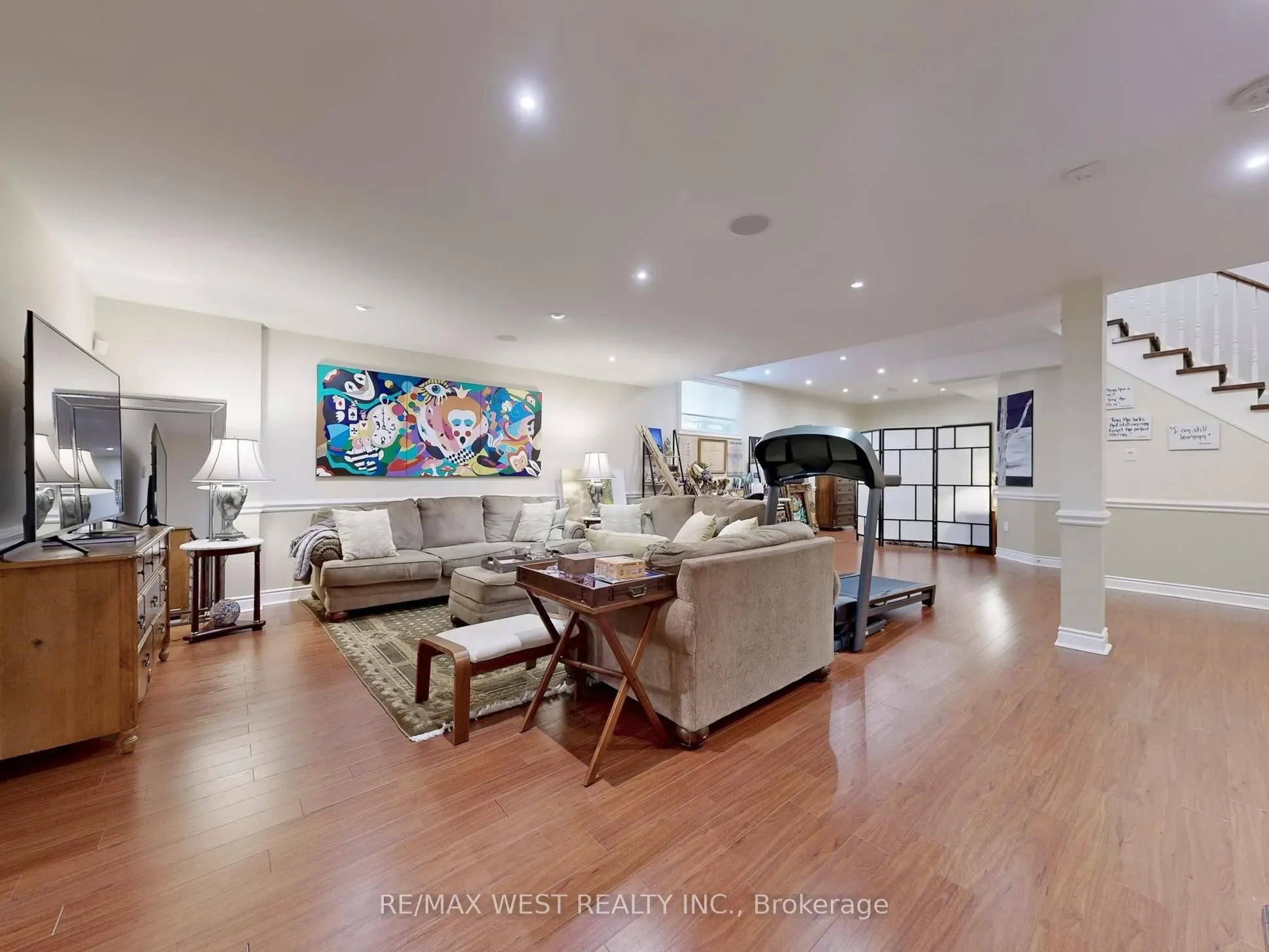 76 Petticoat Road