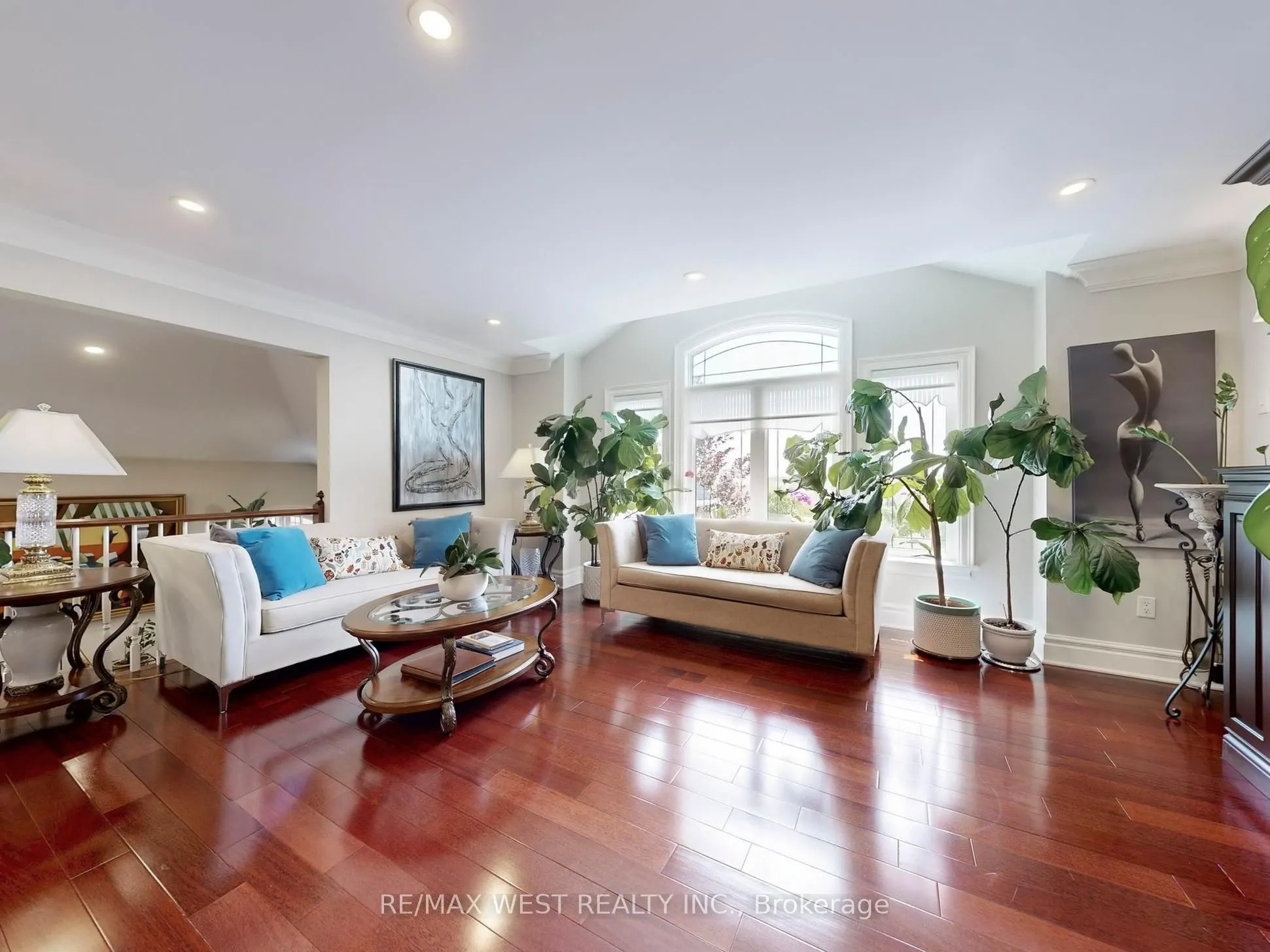 76 Petticoat Road
