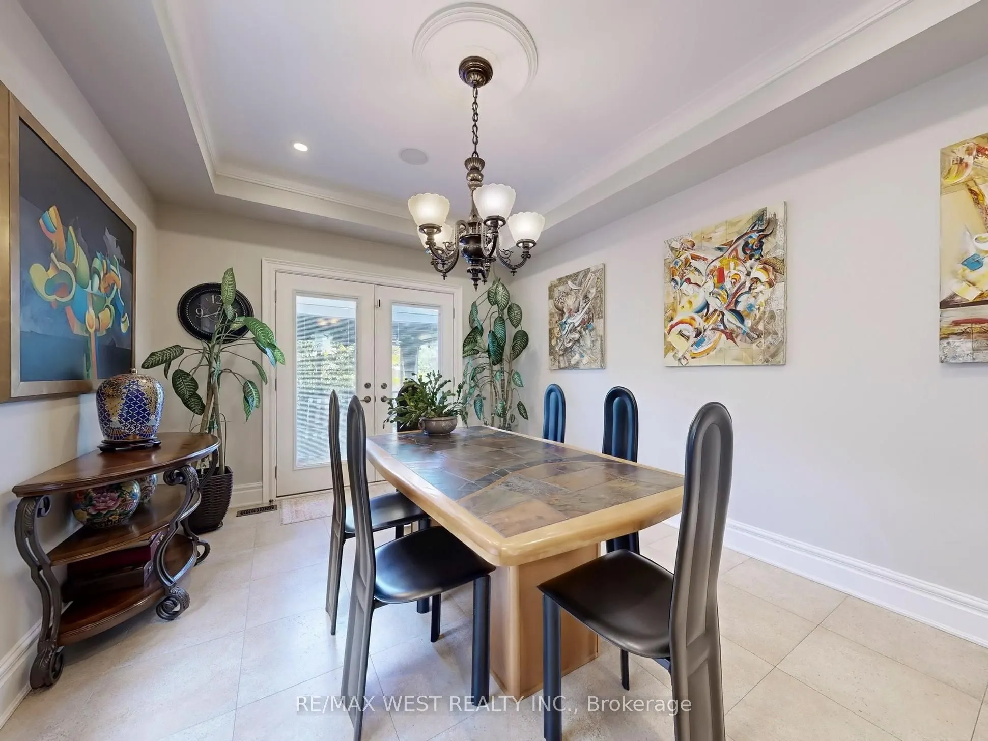 76 Petticoat Road
