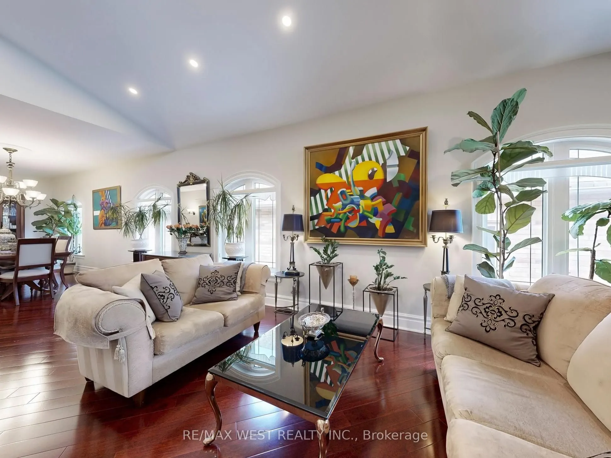 76 Petticoat Road