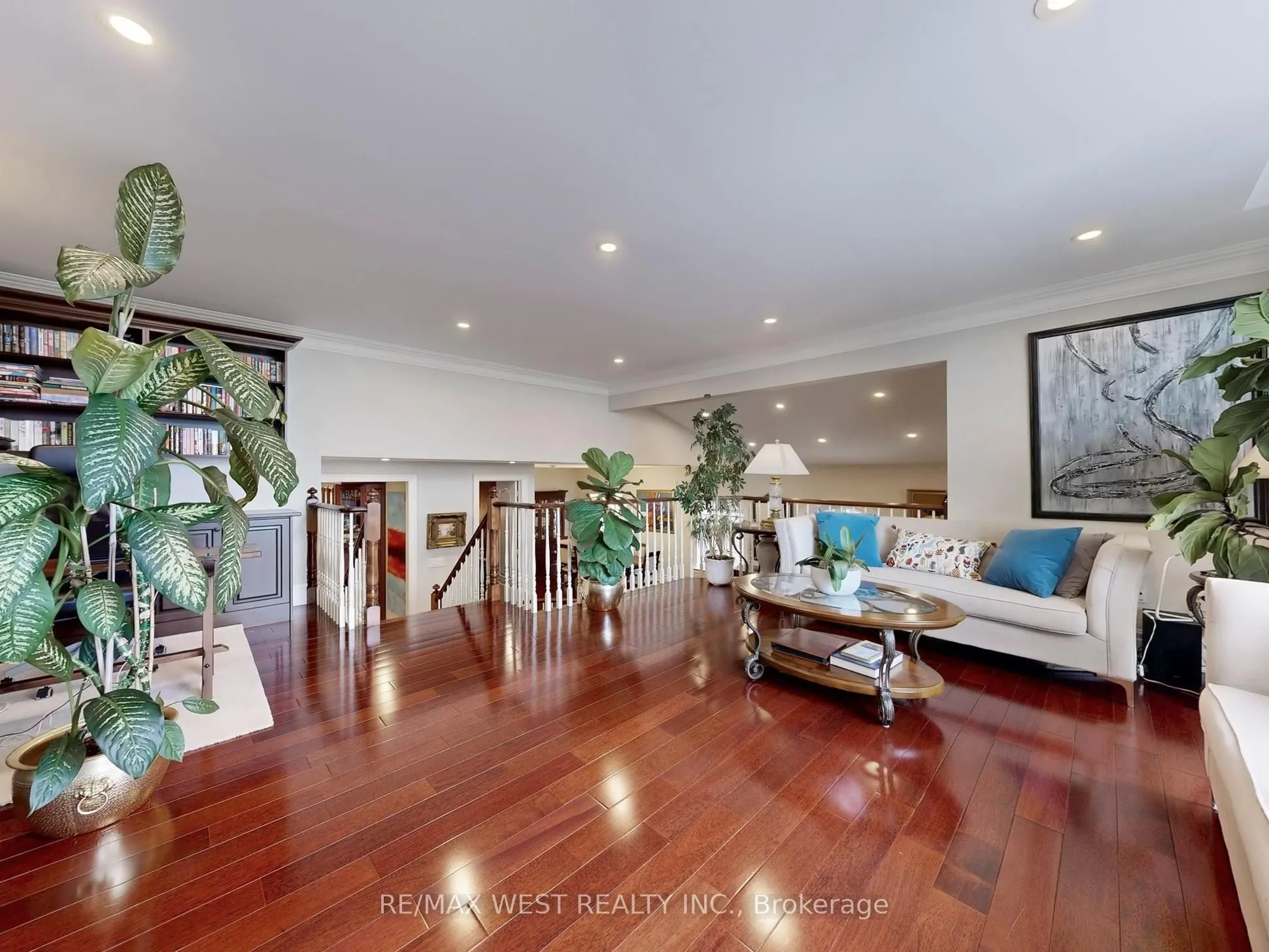 76 Petticoat Road