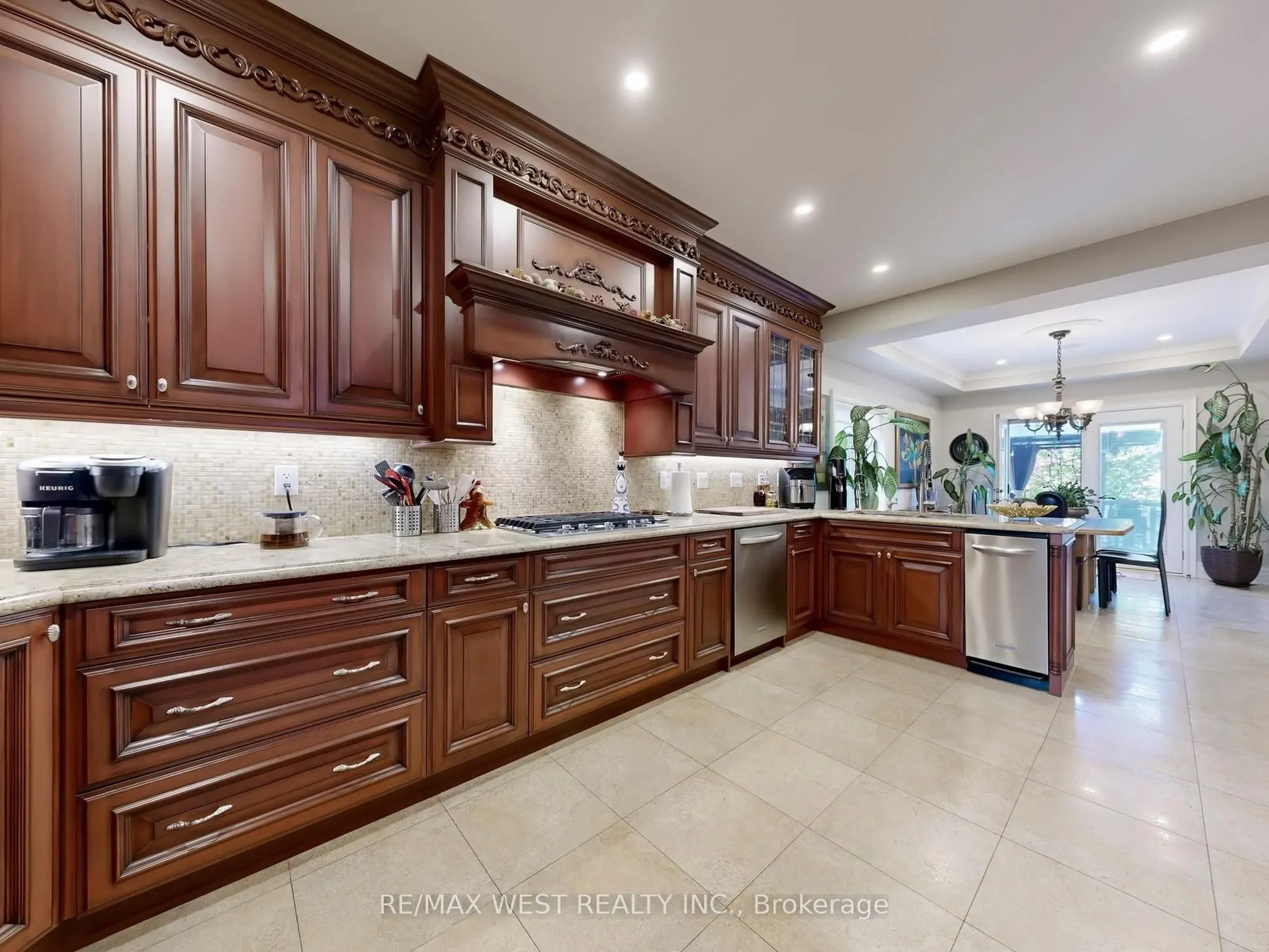 76 Petticoat Road