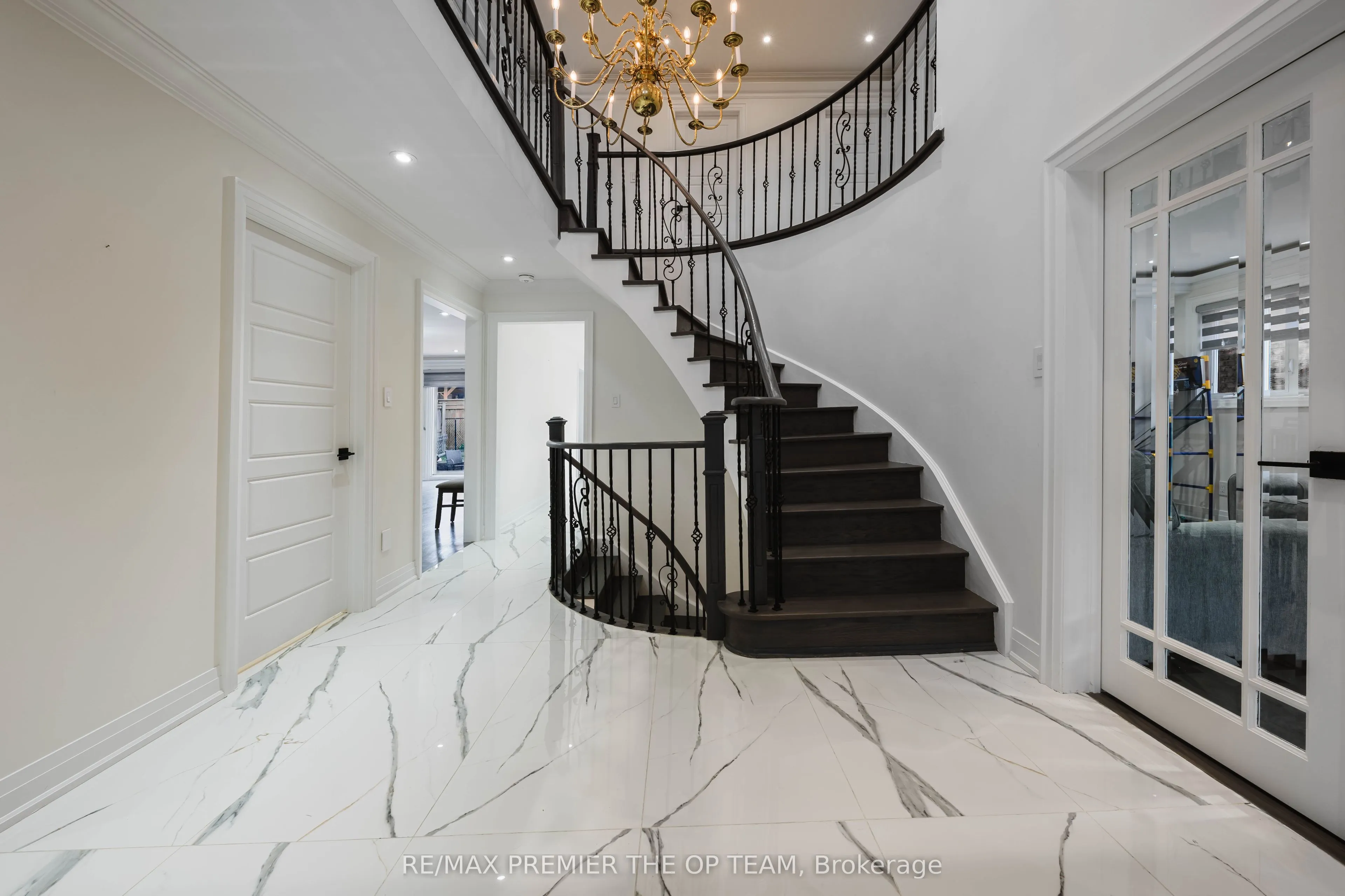 99 Benjamin Drive