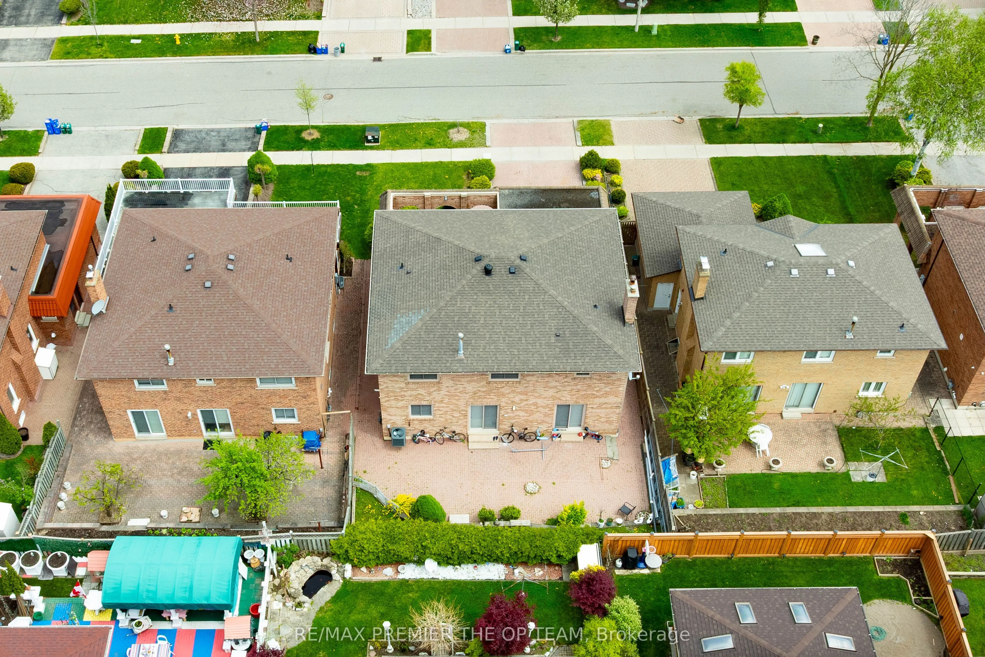 99 Benjamin Drive