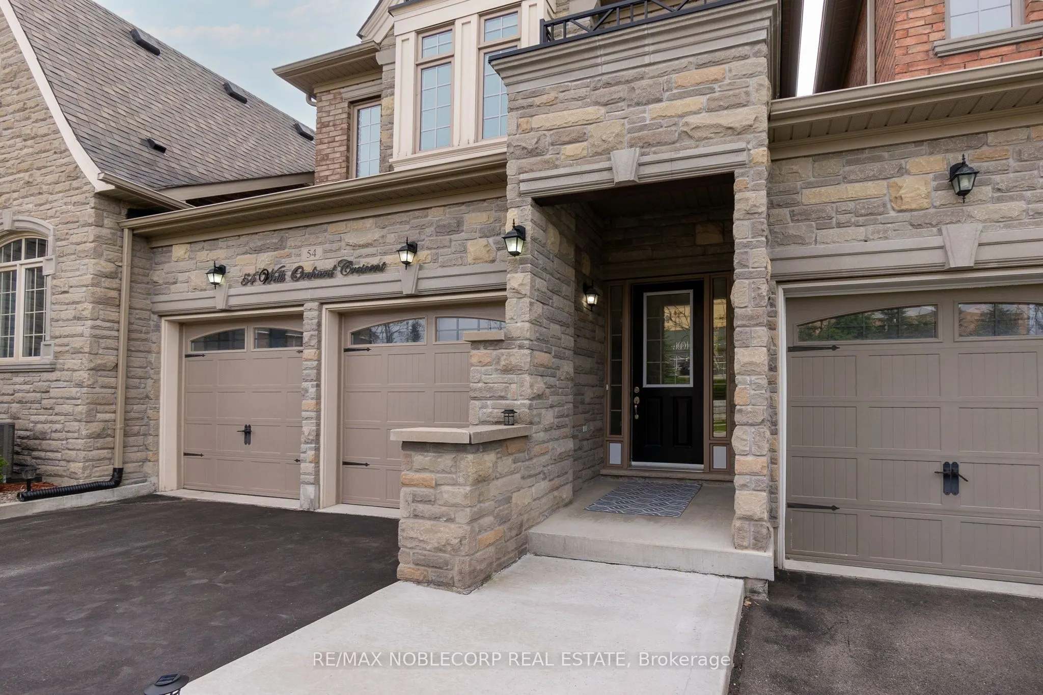 54 Wells Orchard Crescent