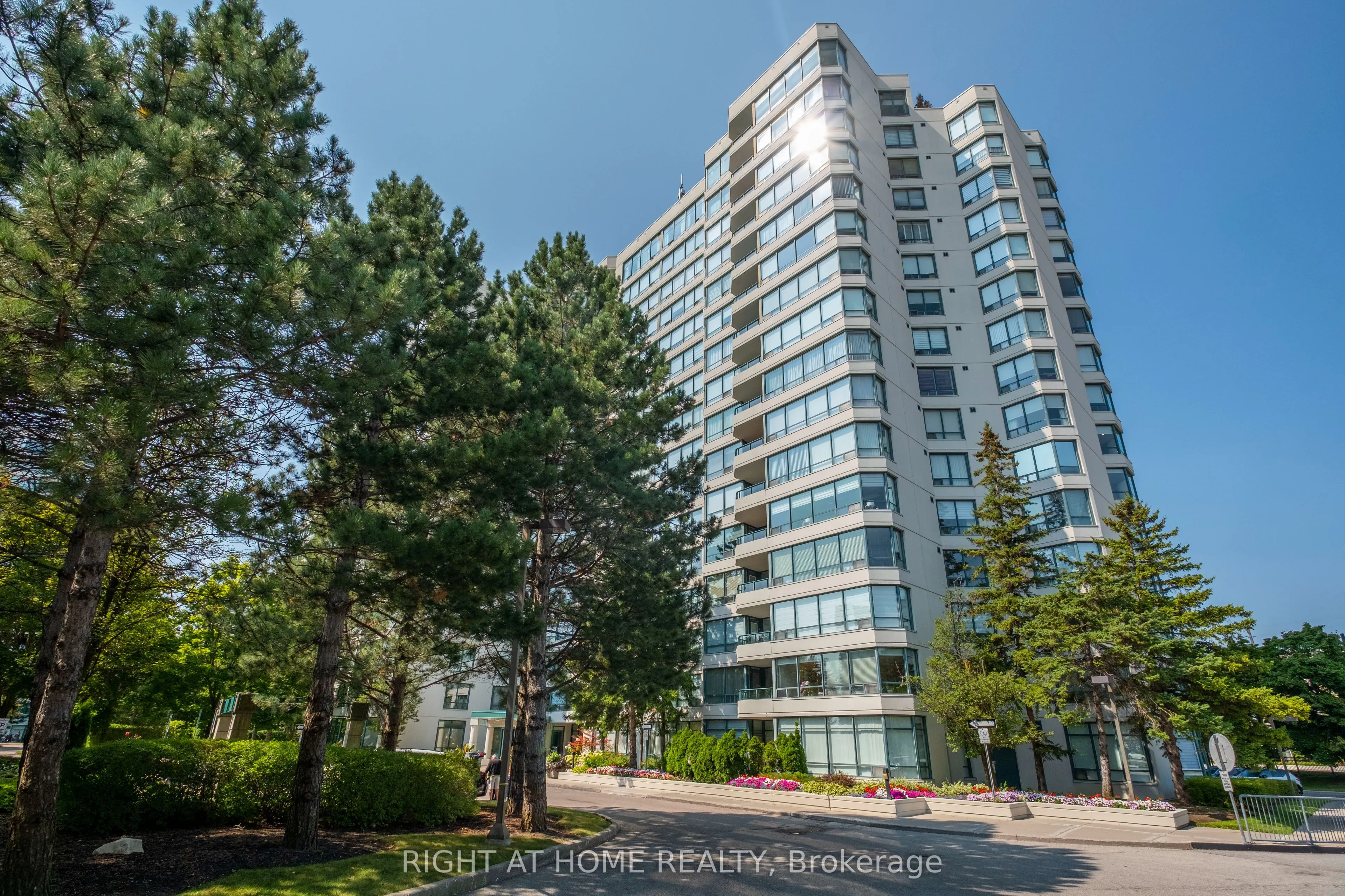 120 Promenade Circle, #307