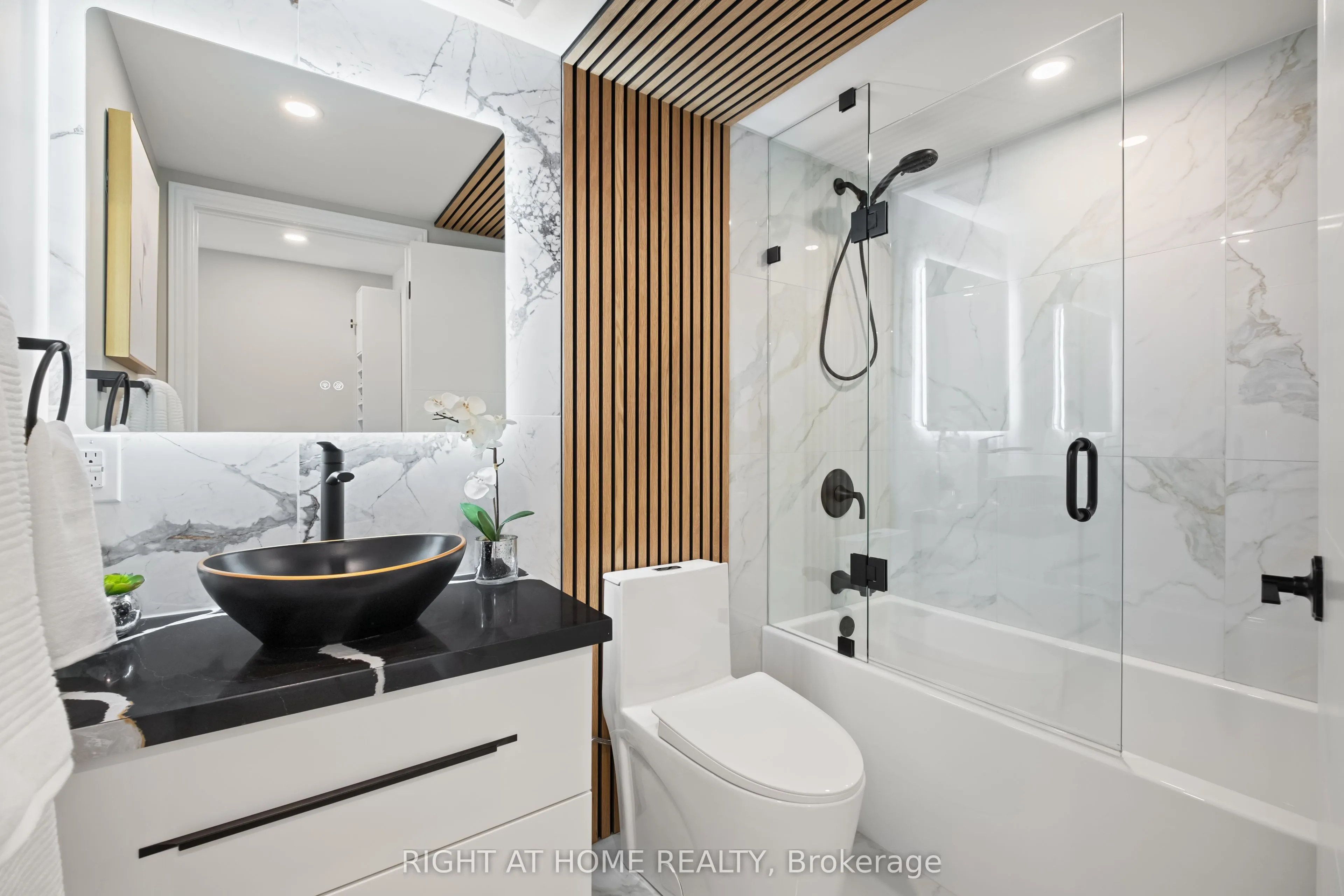 120 Promenade Circle, #307