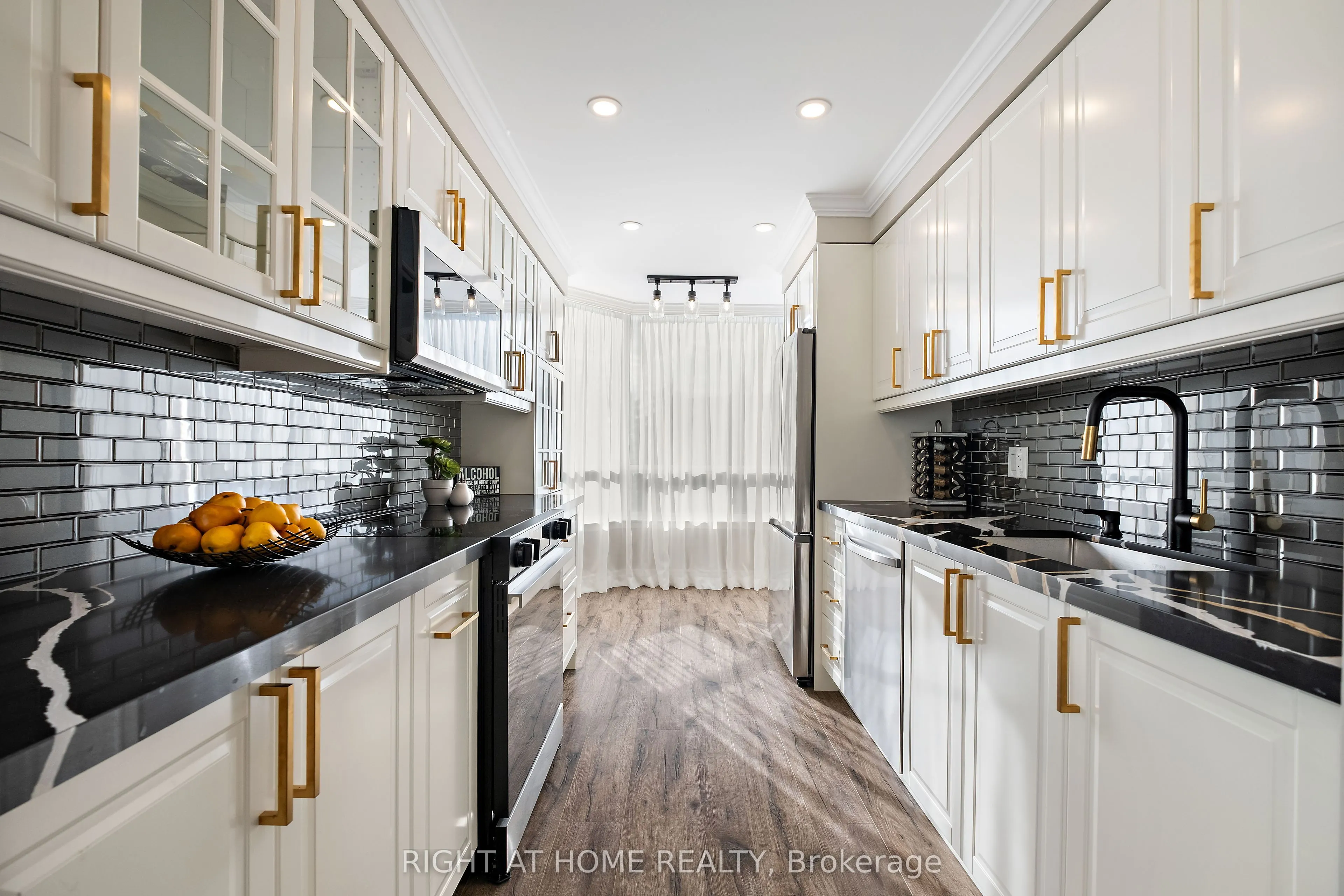 120 Promenade Circle, #307