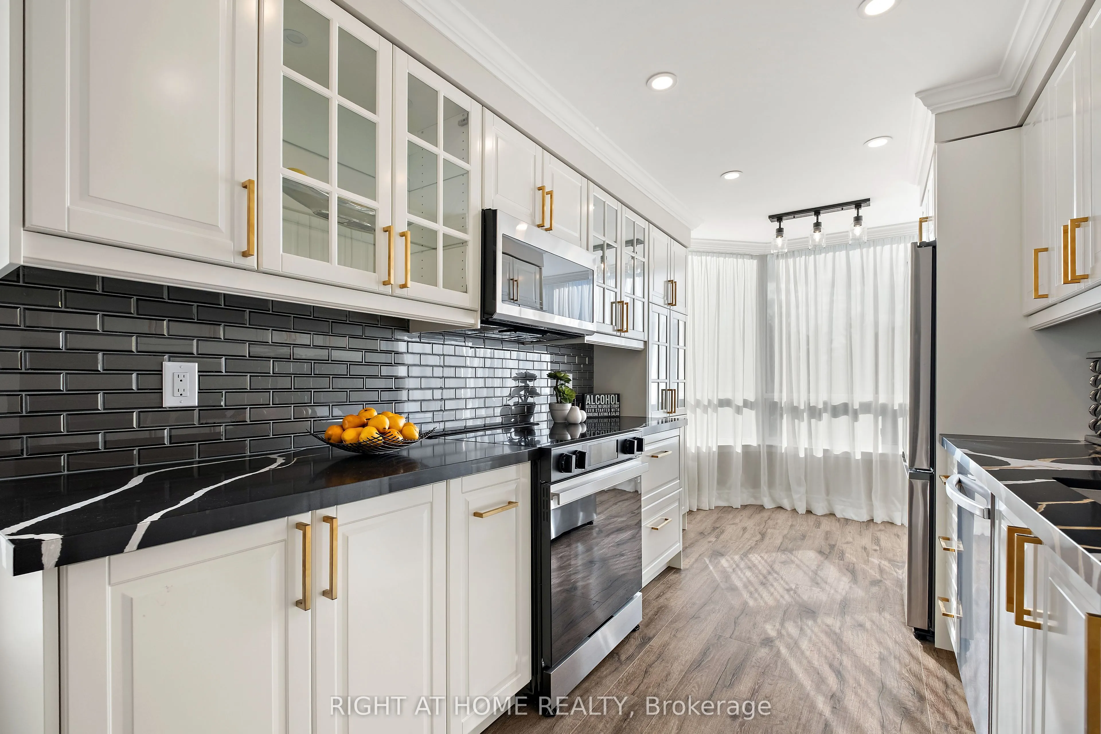 120 Promenade Circle, #307