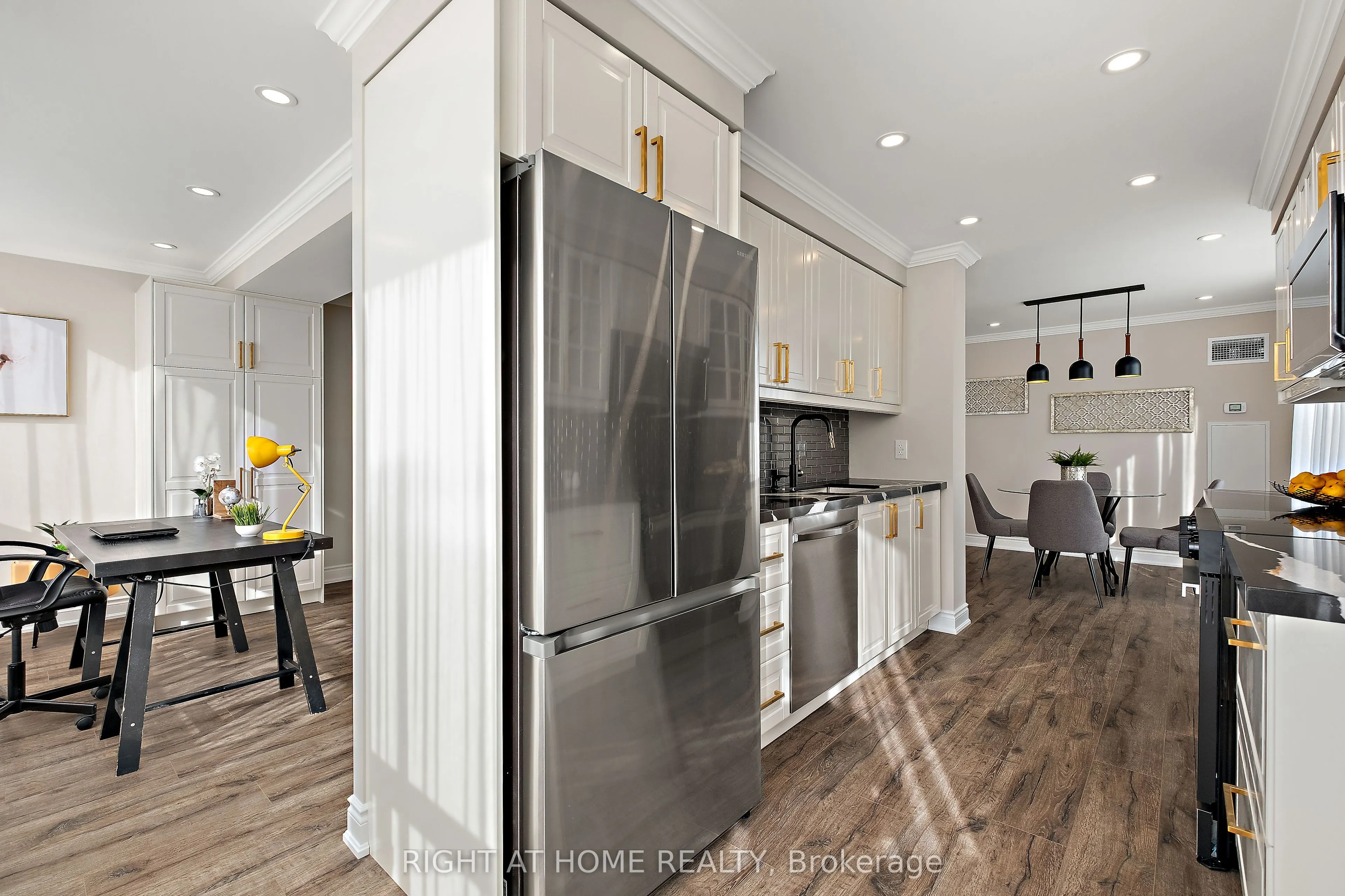 120 Promenade Circle, #307