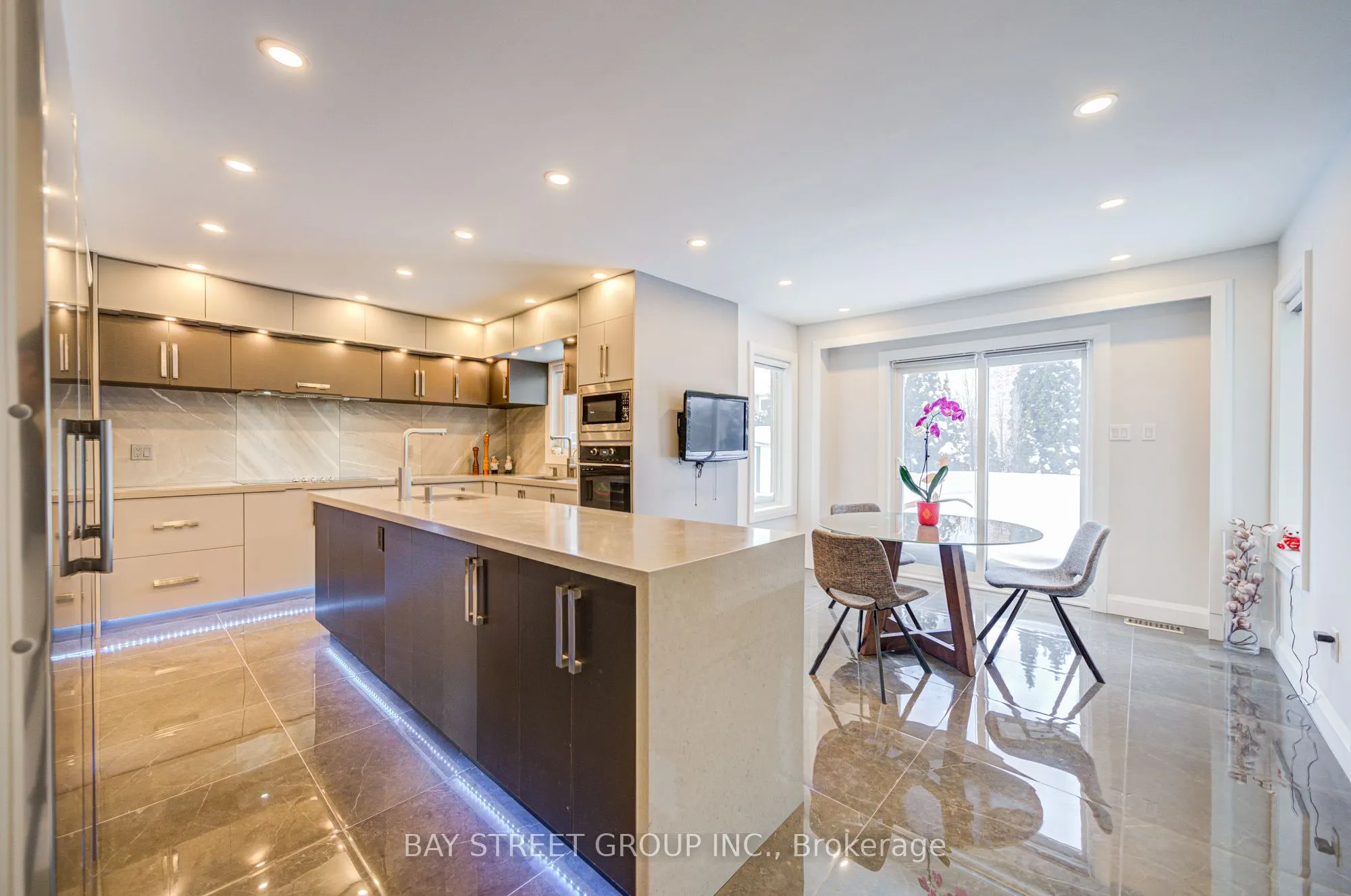 48 Coldstream Crescent