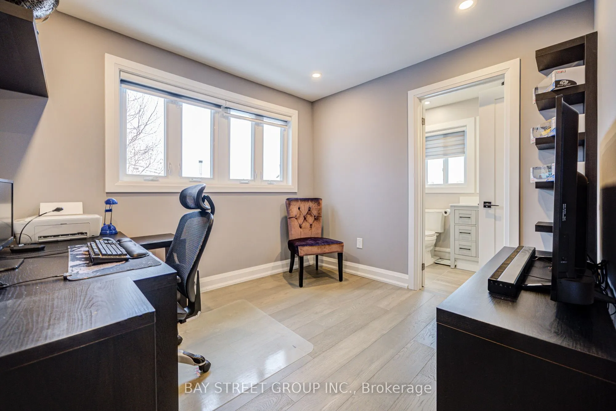48 Coldstream Crescent