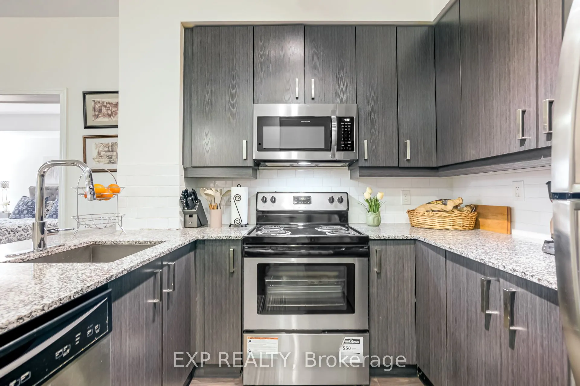 11611 Yonge Street, #317