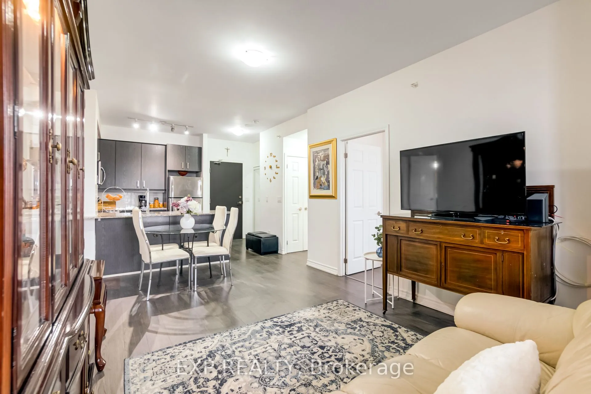 11611 Yonge Street, #317