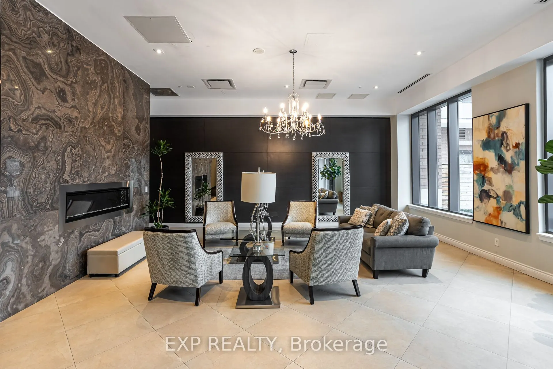 11611 Yonge Street, #317
