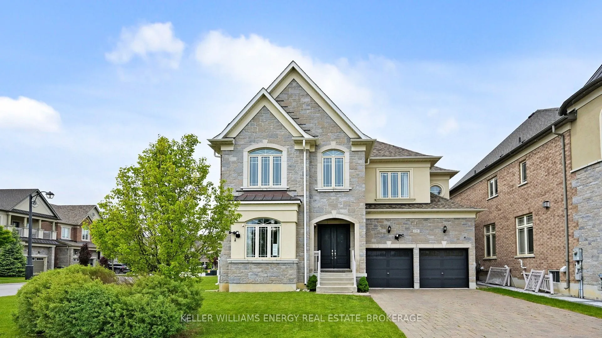 125 Chesney Crescent
