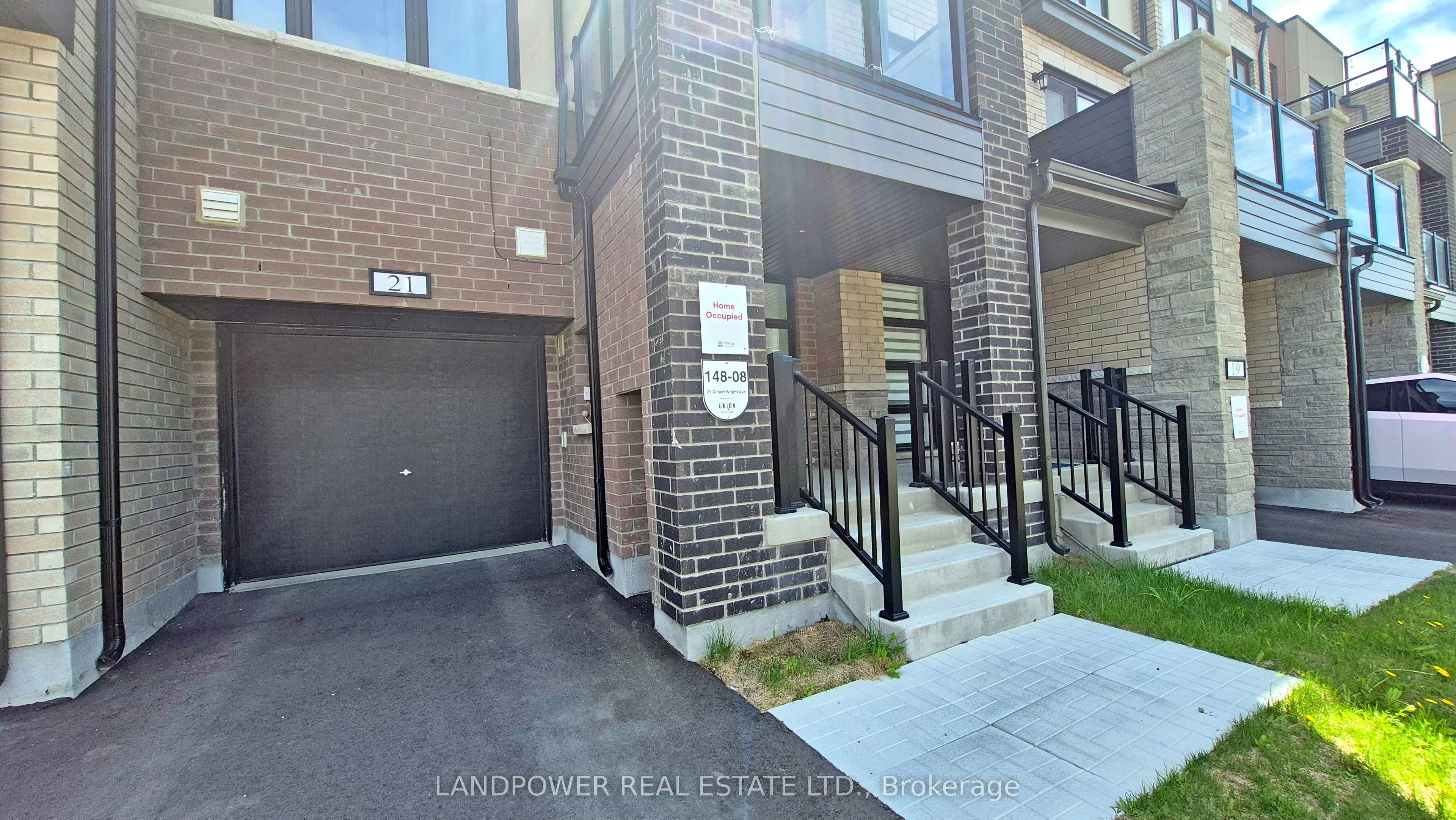 21 Gilbert Wright Avenue