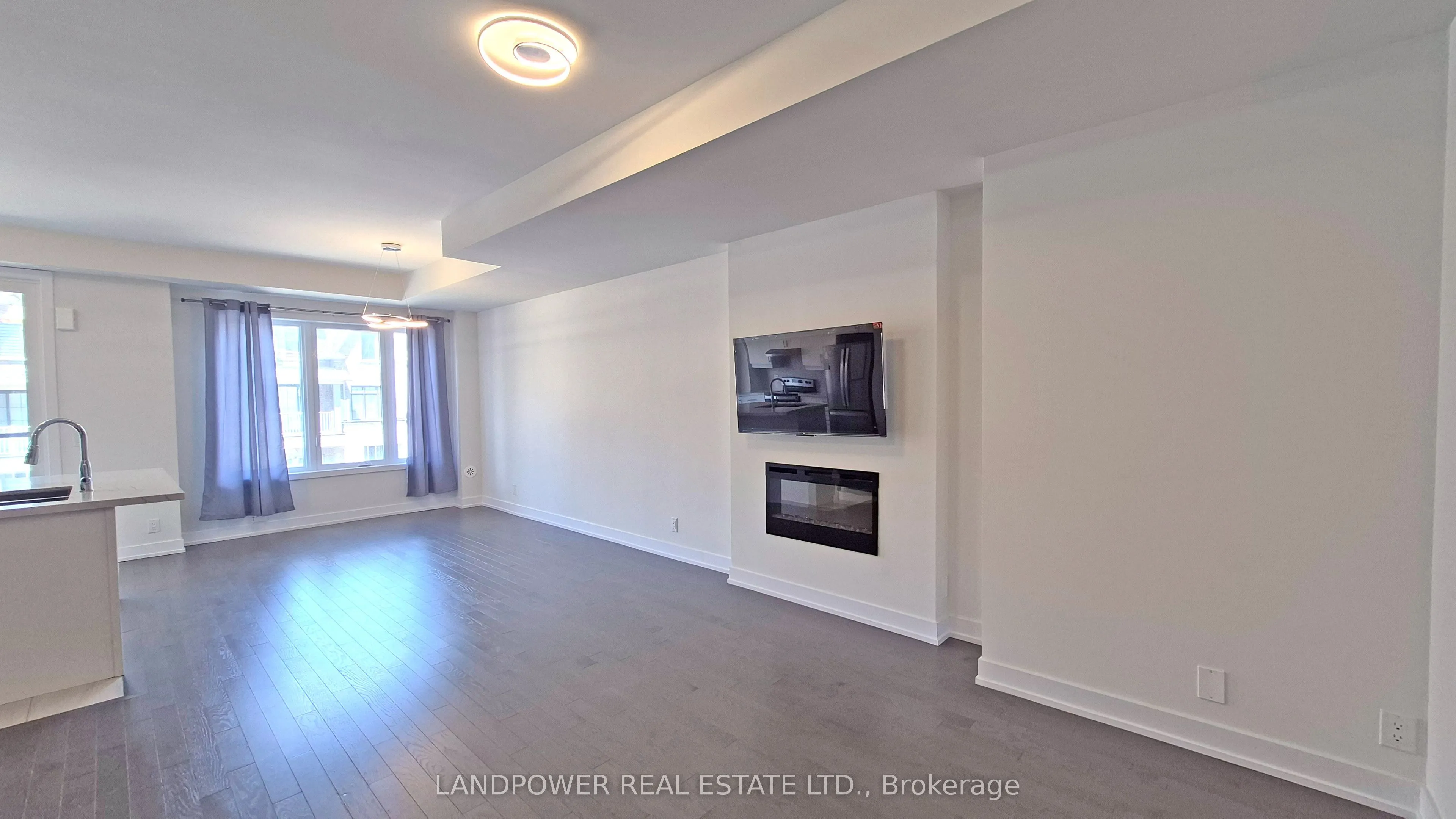 21 Gilbert Wright Avenue