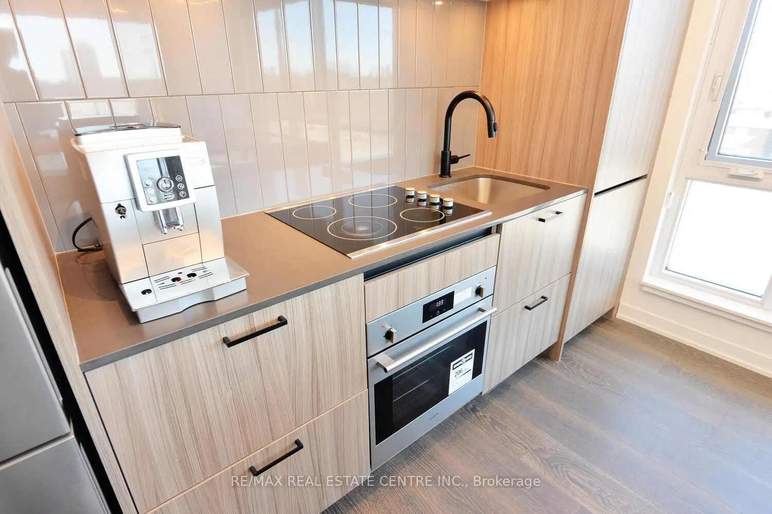7950 Bathurst Street, #416