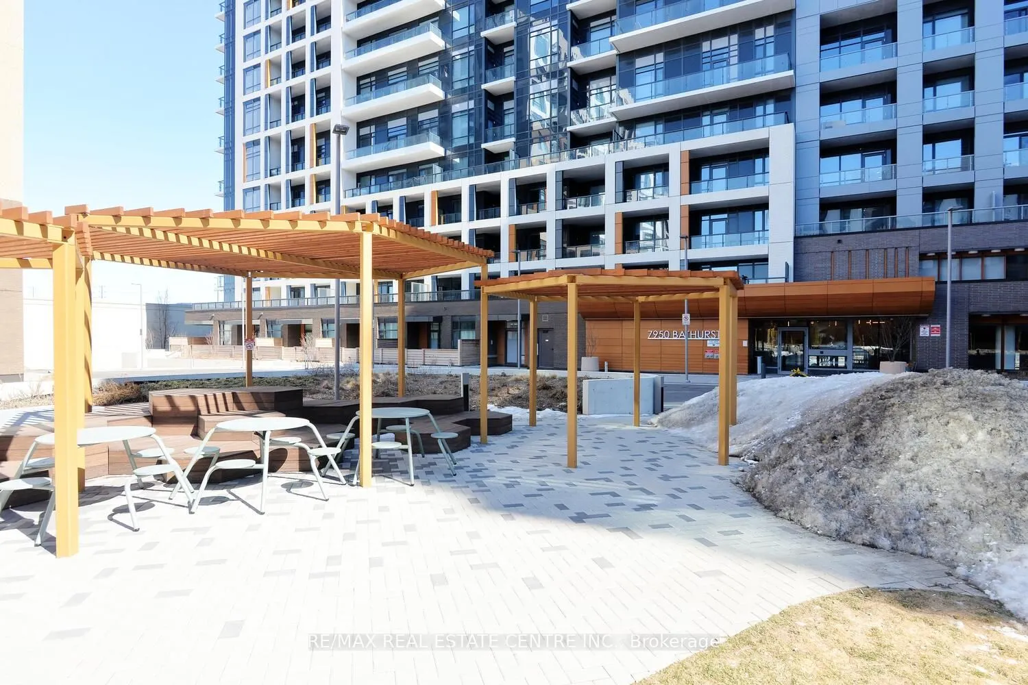 7950 Bathurst Street, #416