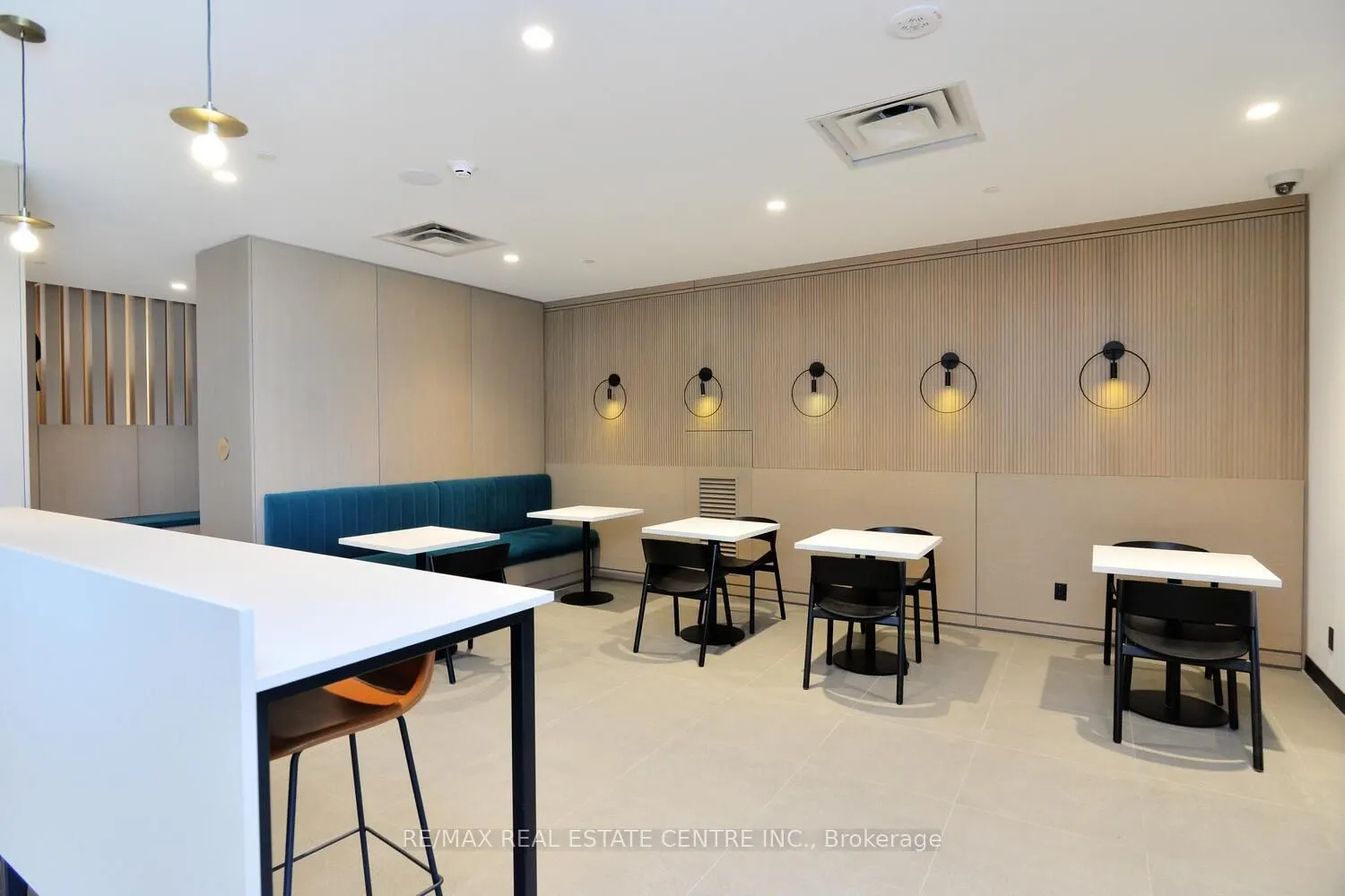 7950 Bathurst Street, #416