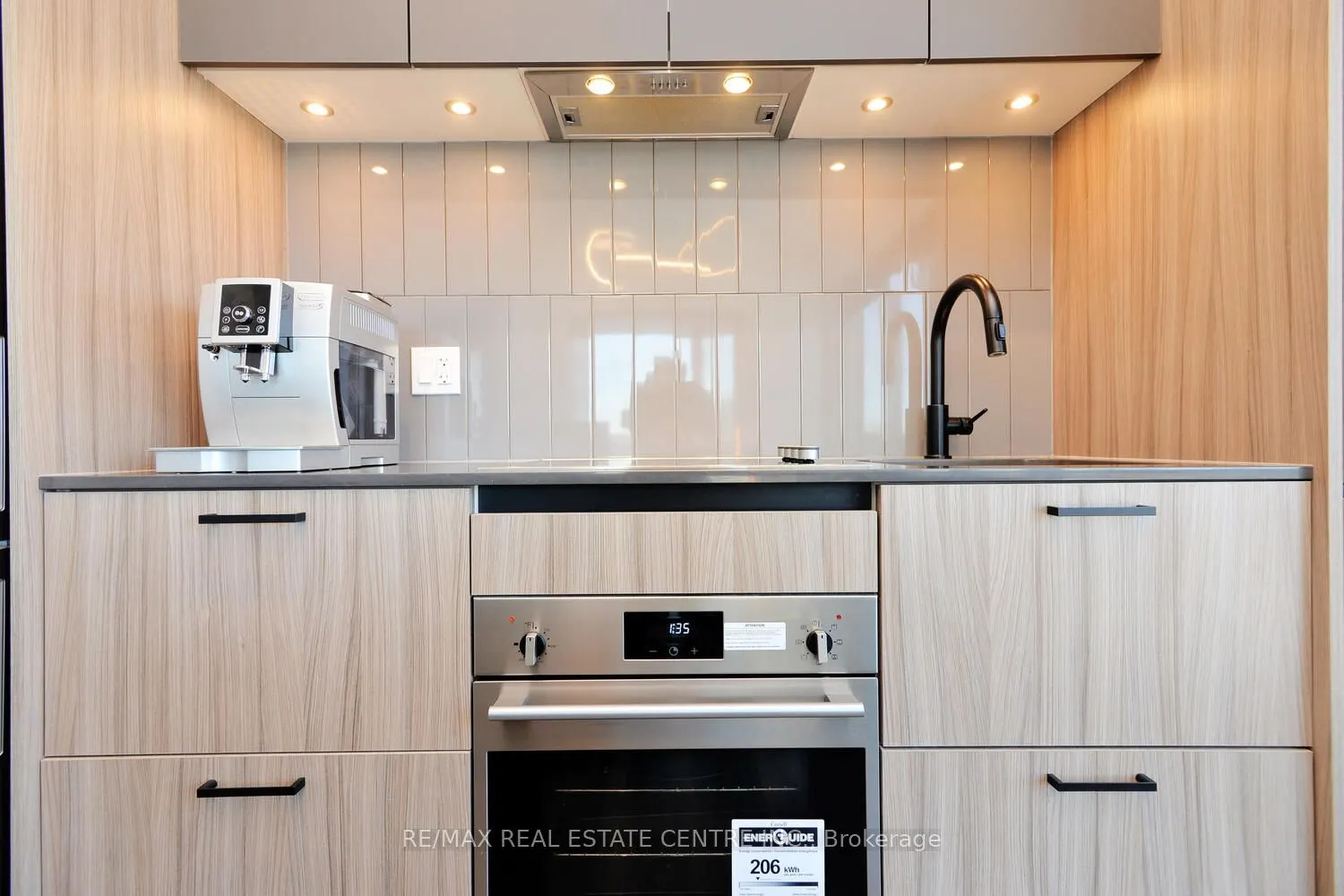 7950 Bathurst Street, #416