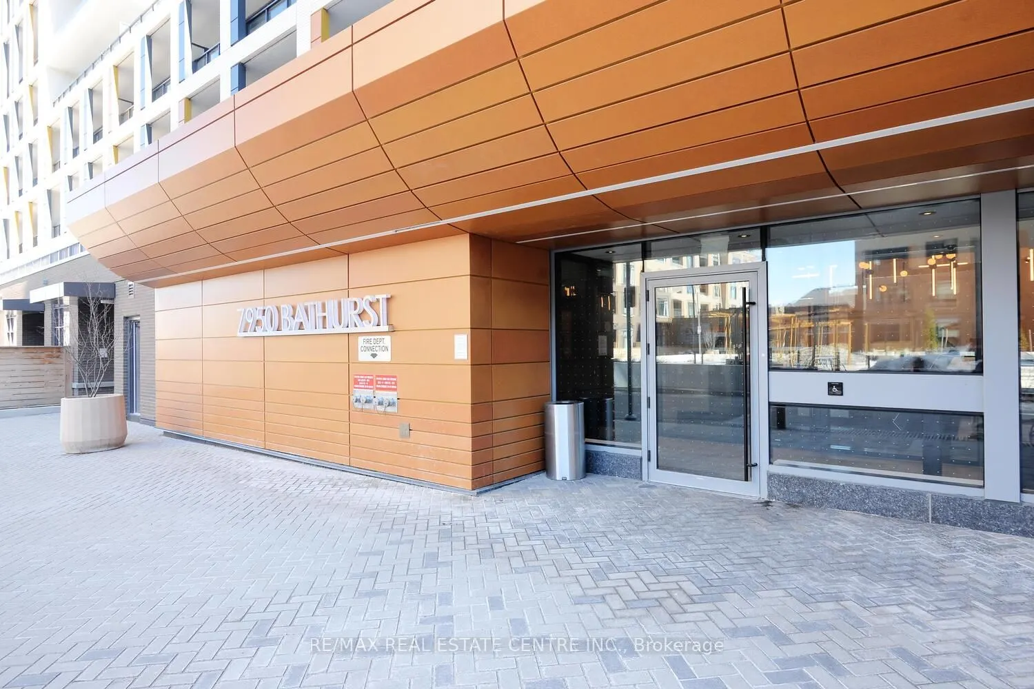 7950 Bathurst Street, #416