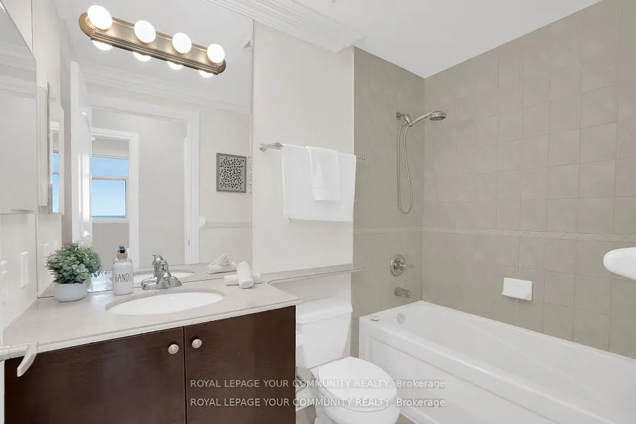 9225 Jane Street, #1610