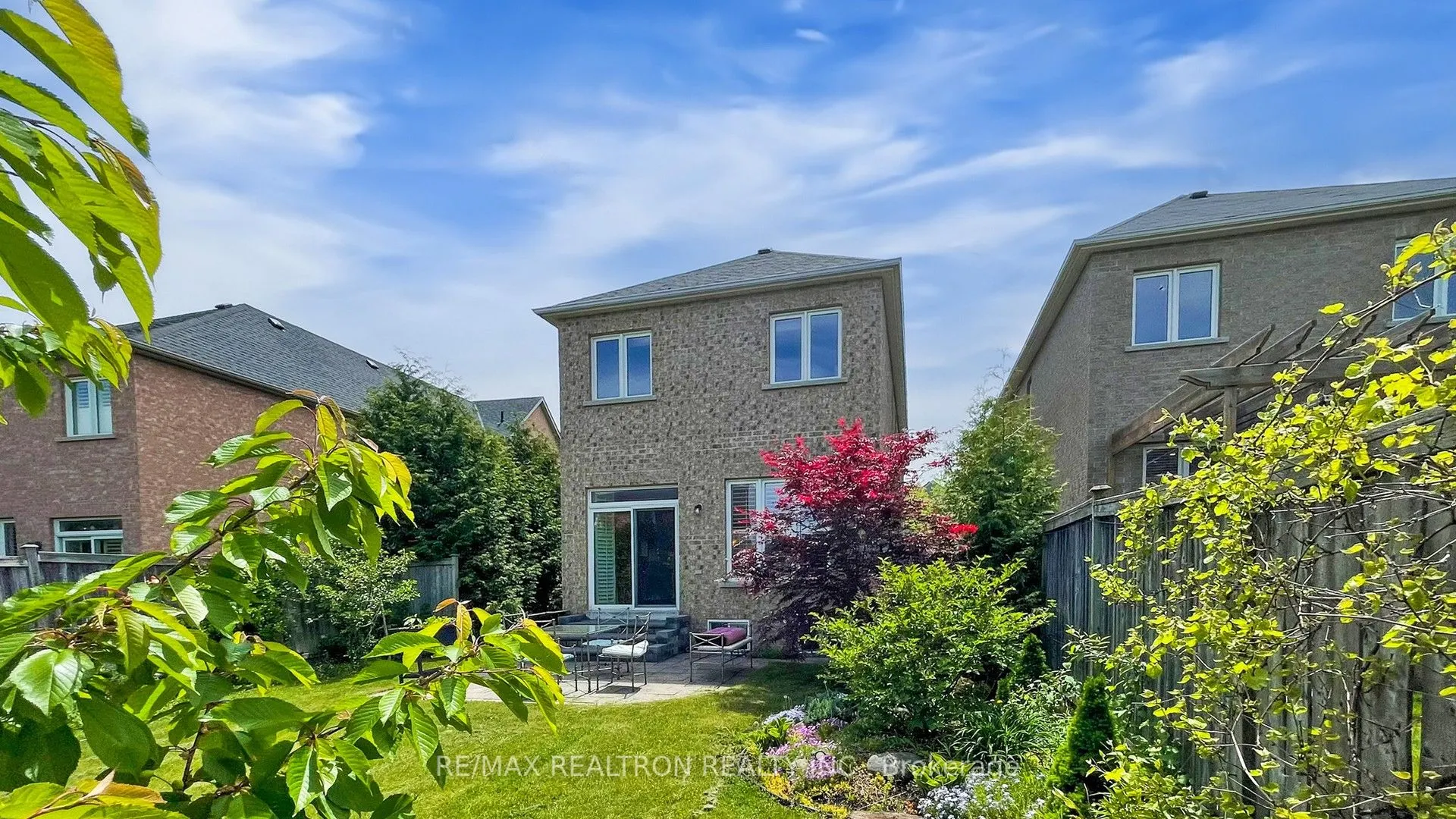 72 Sir Sanford Fleming Way