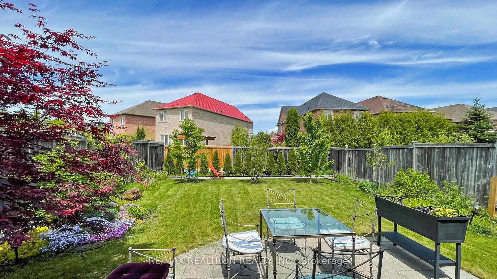 72 Sir Sanford Fleming Way