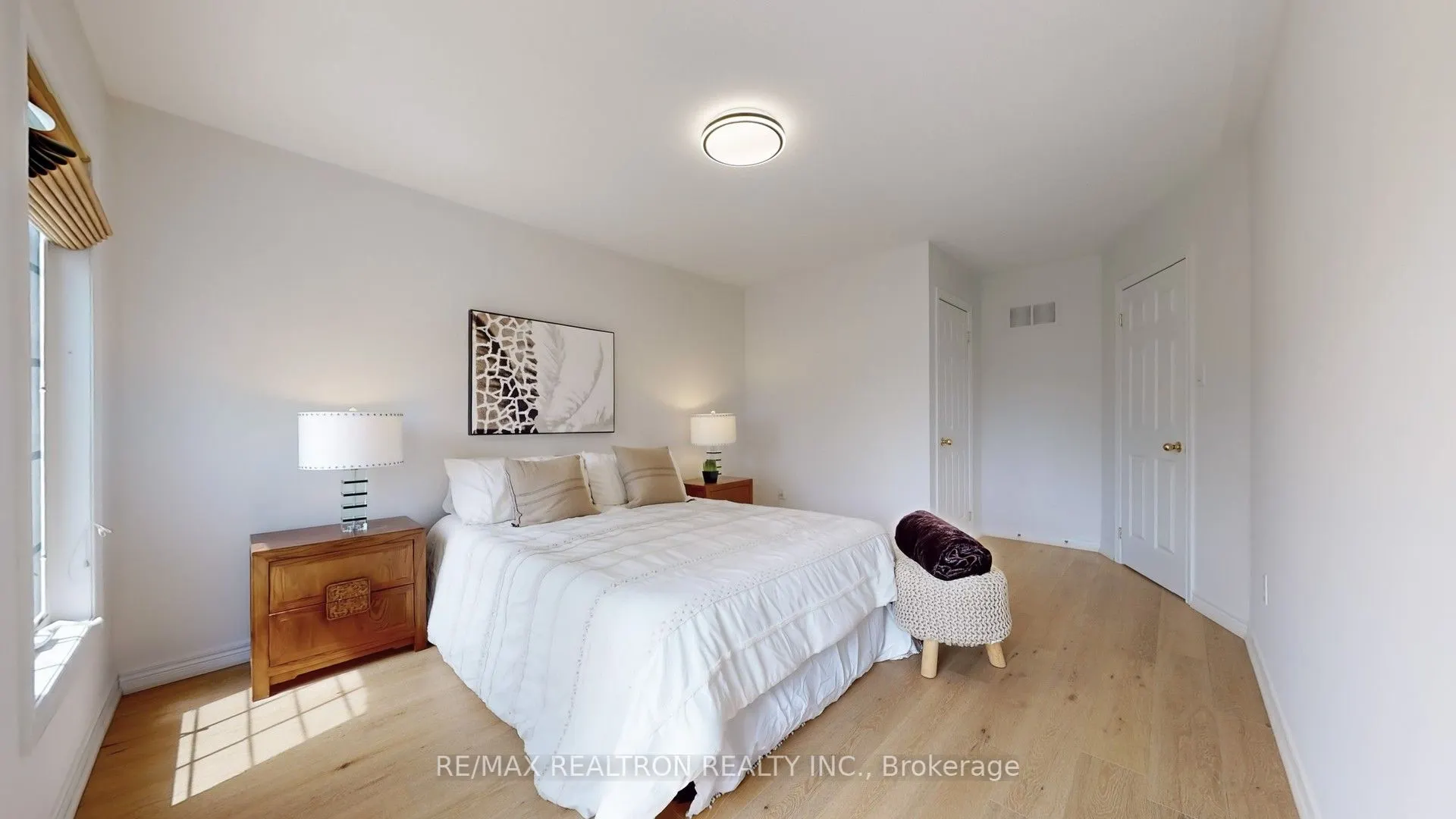 72 Sir Sanford Fleming Way