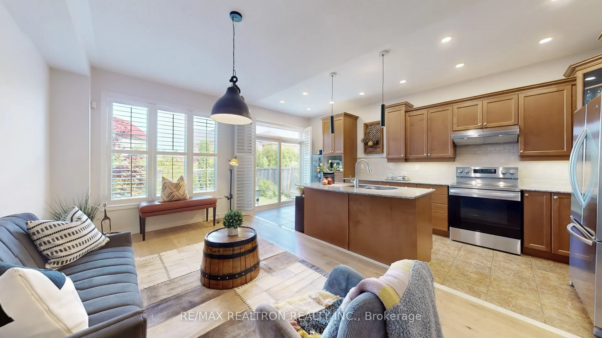 72 Sir Sanford Fleming Way