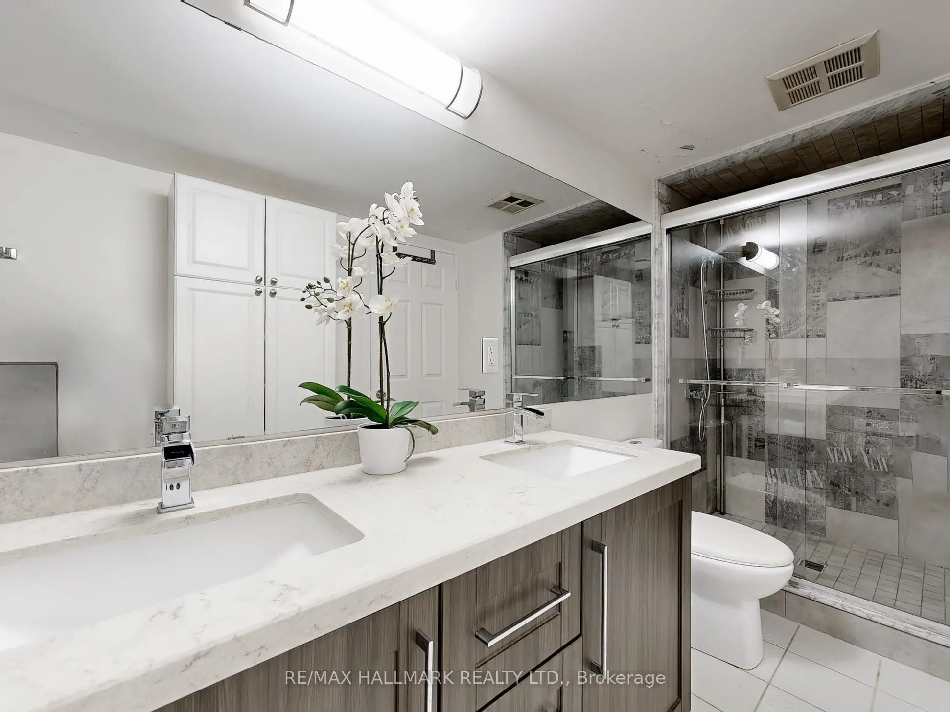 7805 Bayview Avenue, #223
