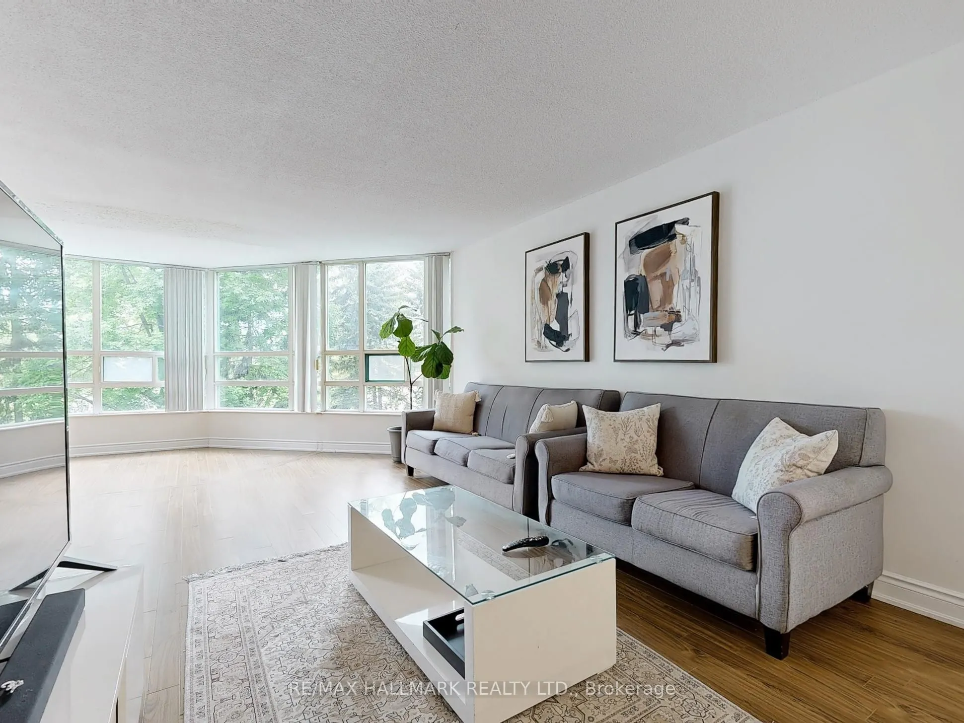 7805 Bayview Avenue, #223