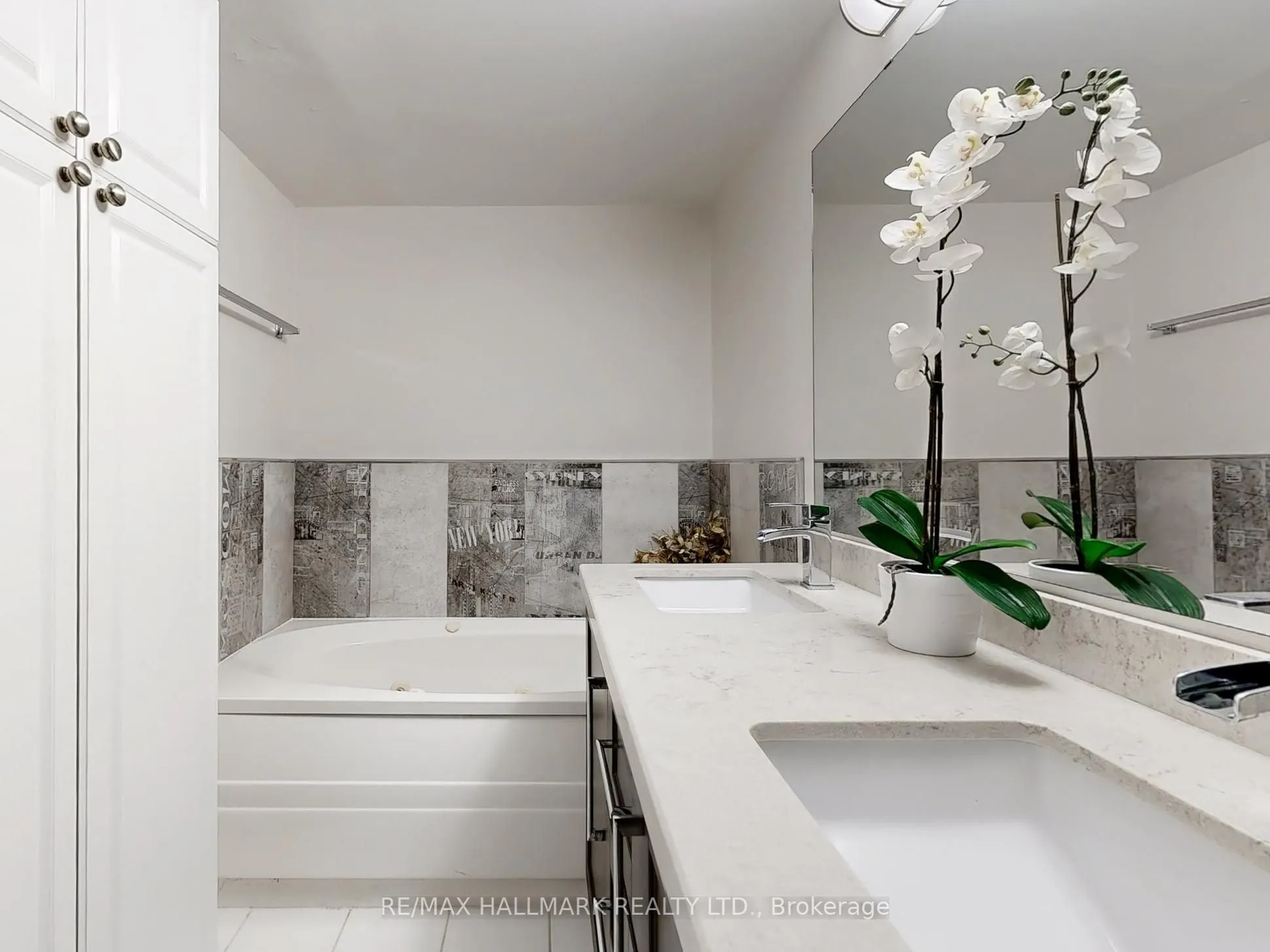 7805 Bayview Avenue, #223