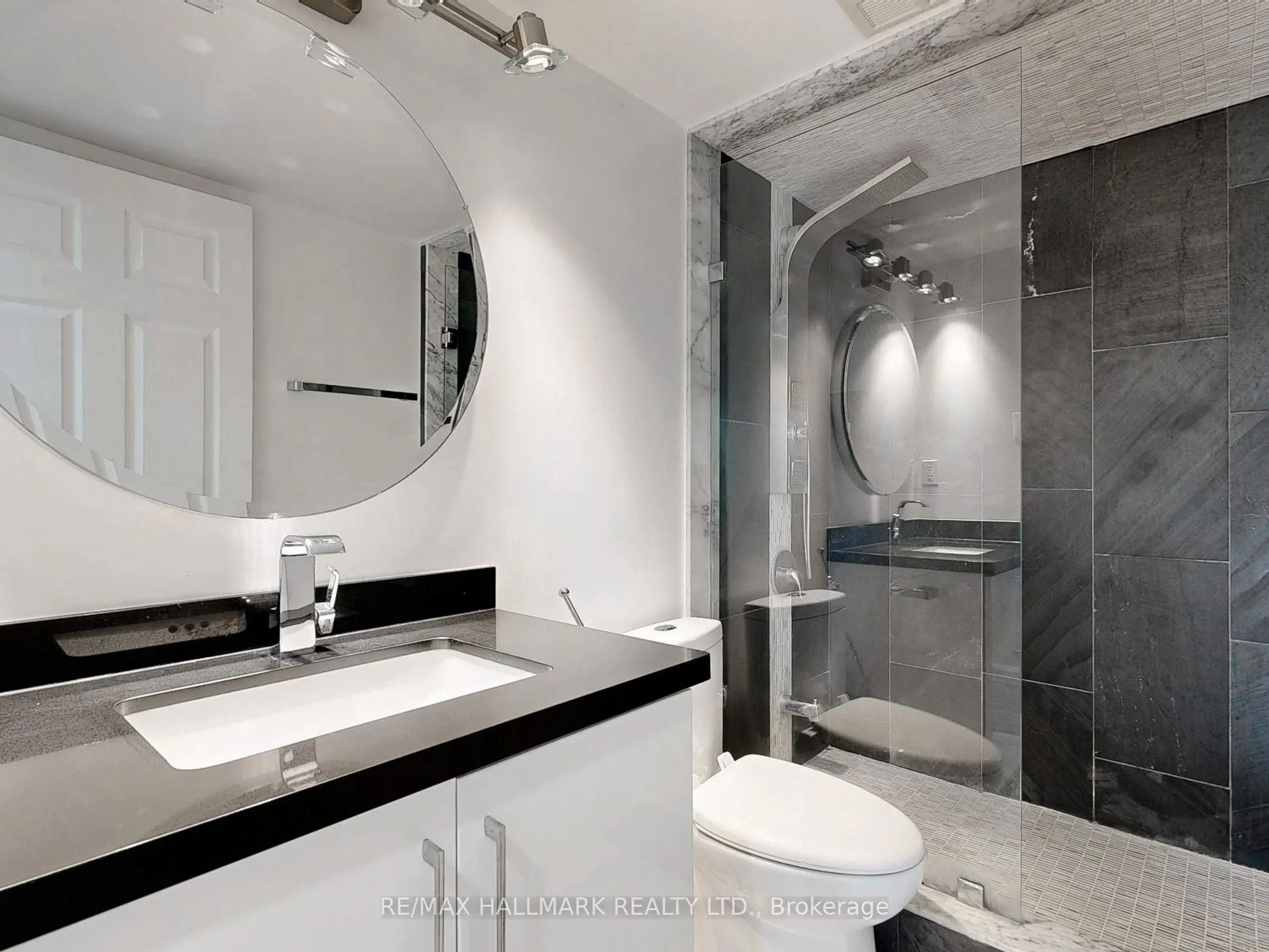 7805 Bayview Avenue, #223