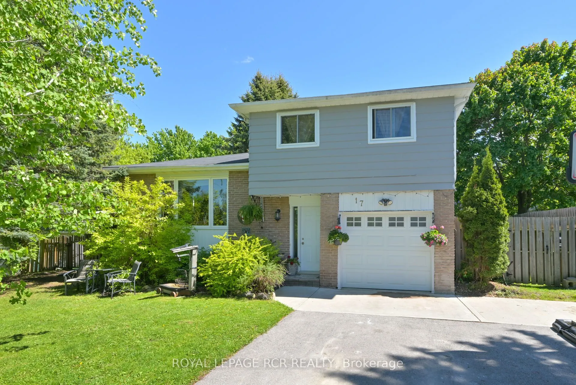 17 Jamieson Drive