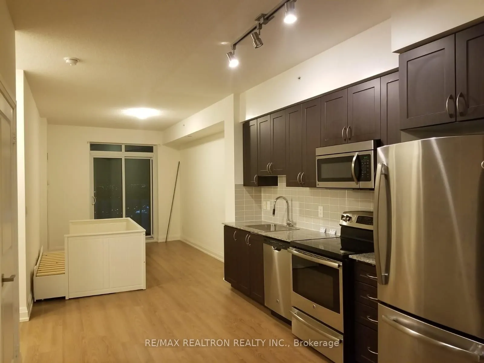 7171 Yonge Street, #2412
