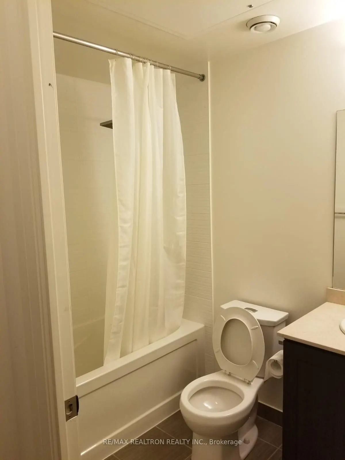 7171 Yonge Street, #2412