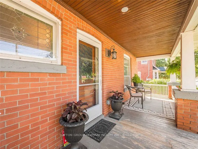 119 Barrie Street