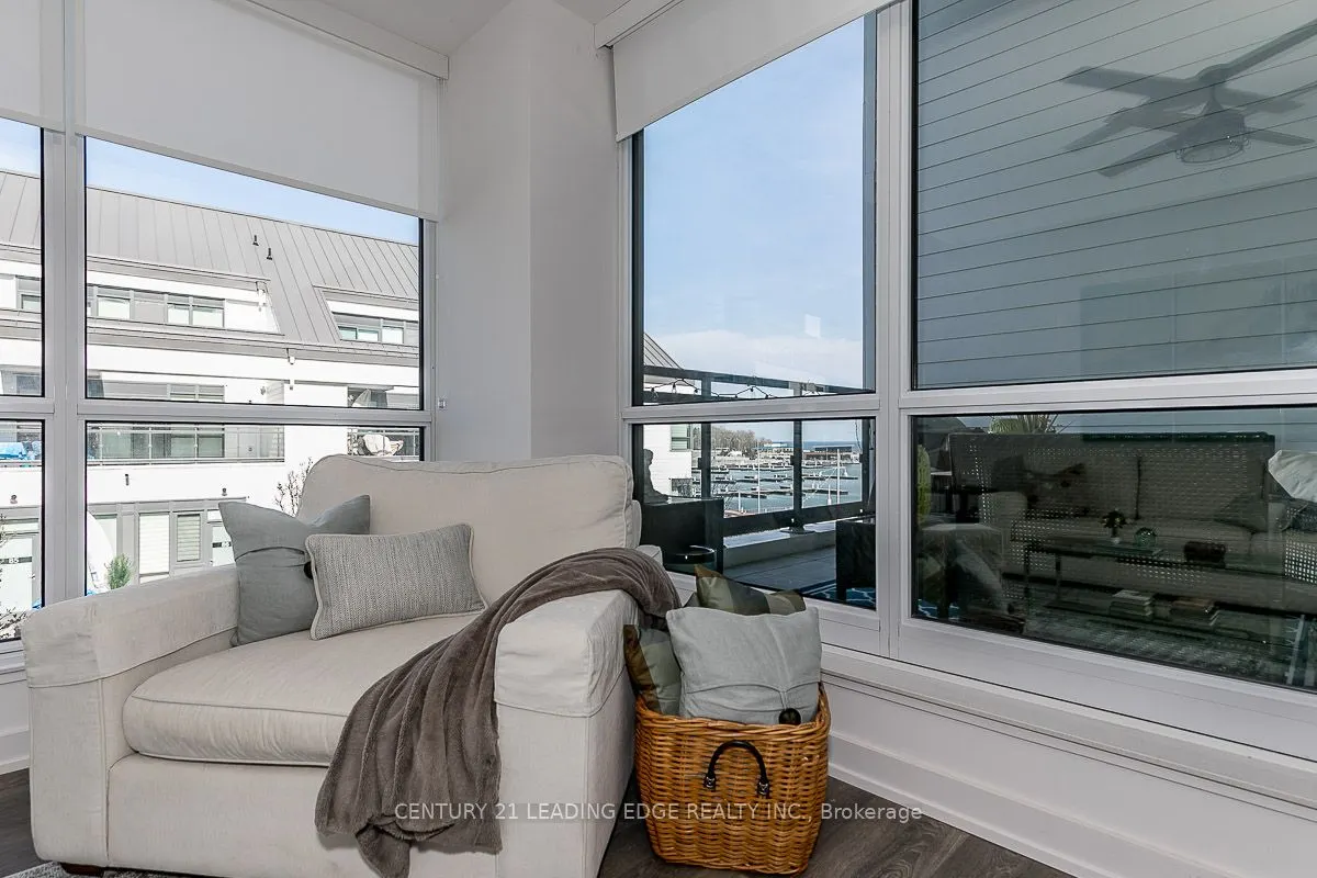 303 Broward Way, #97