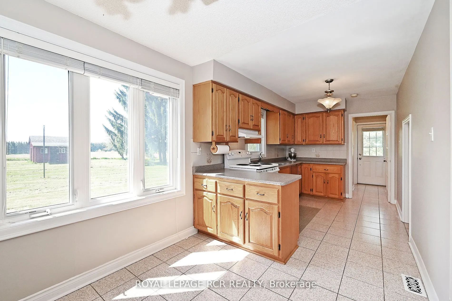 6215 17th Side Road